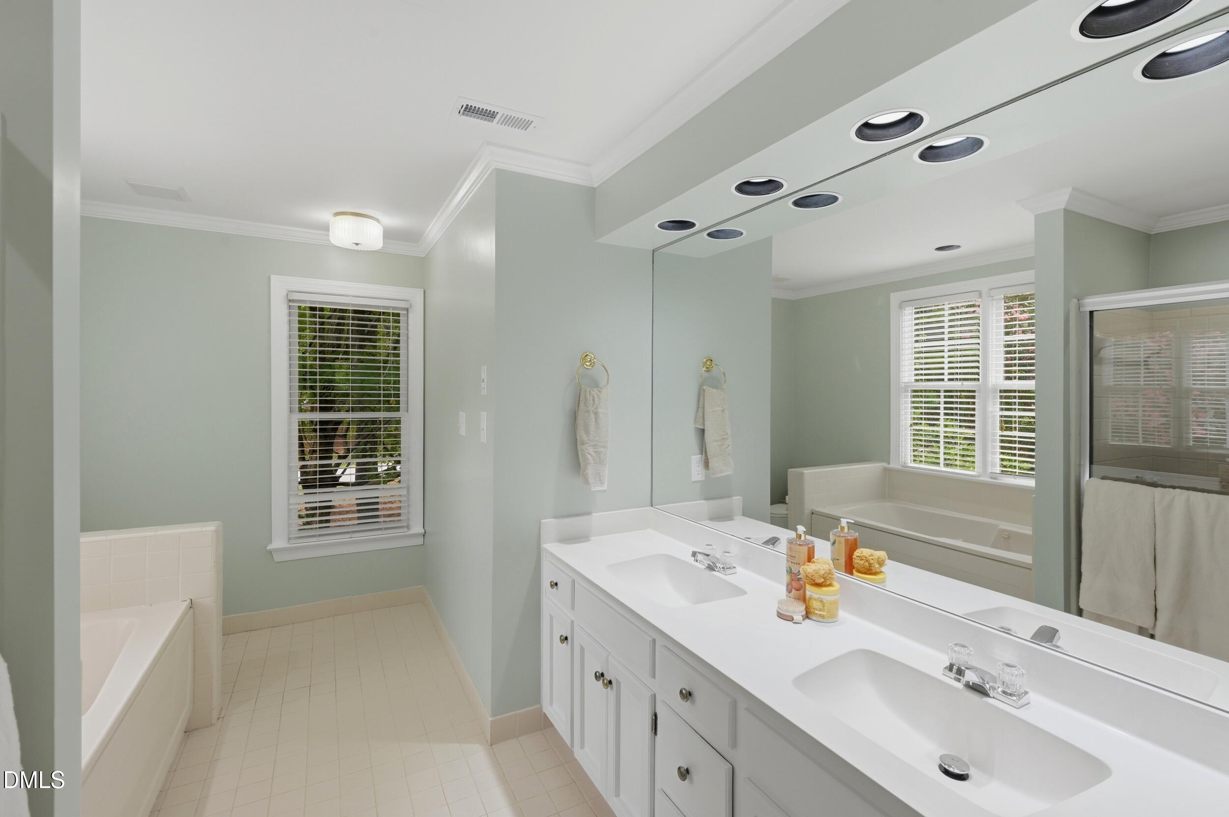 4217 Wood Valley Drive Property Photo 16