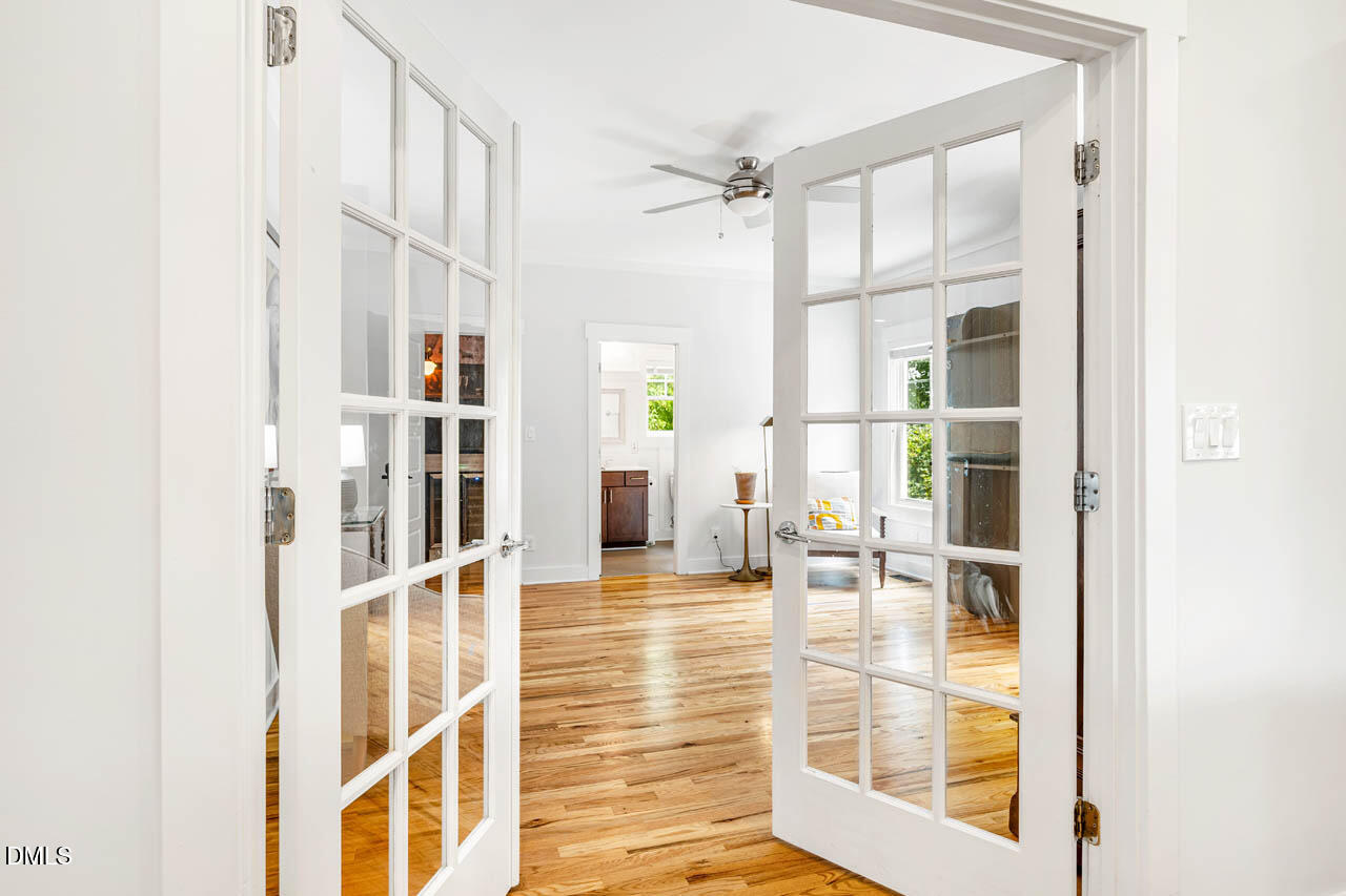 459 S Greensboro Street Property Photo 18