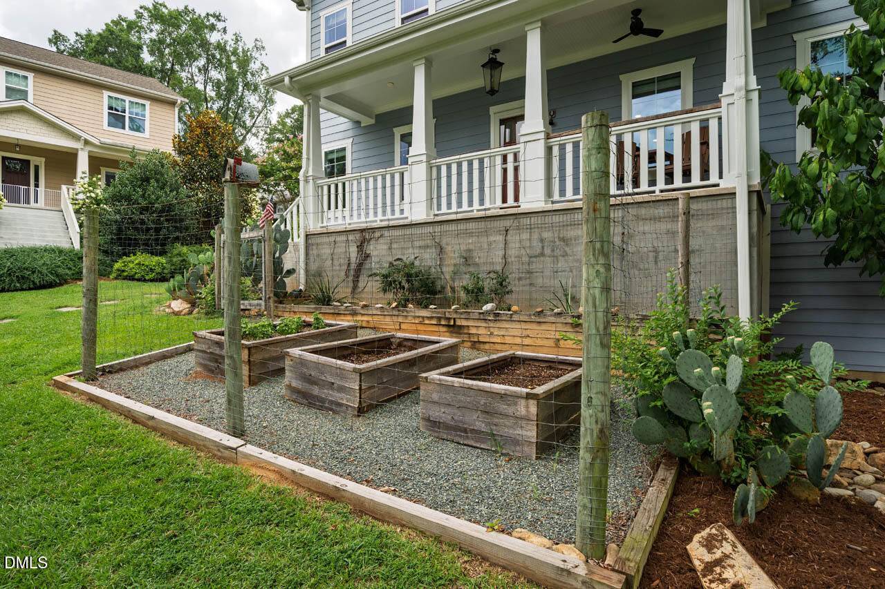 459 S Greensboro Street Property Photo 43
