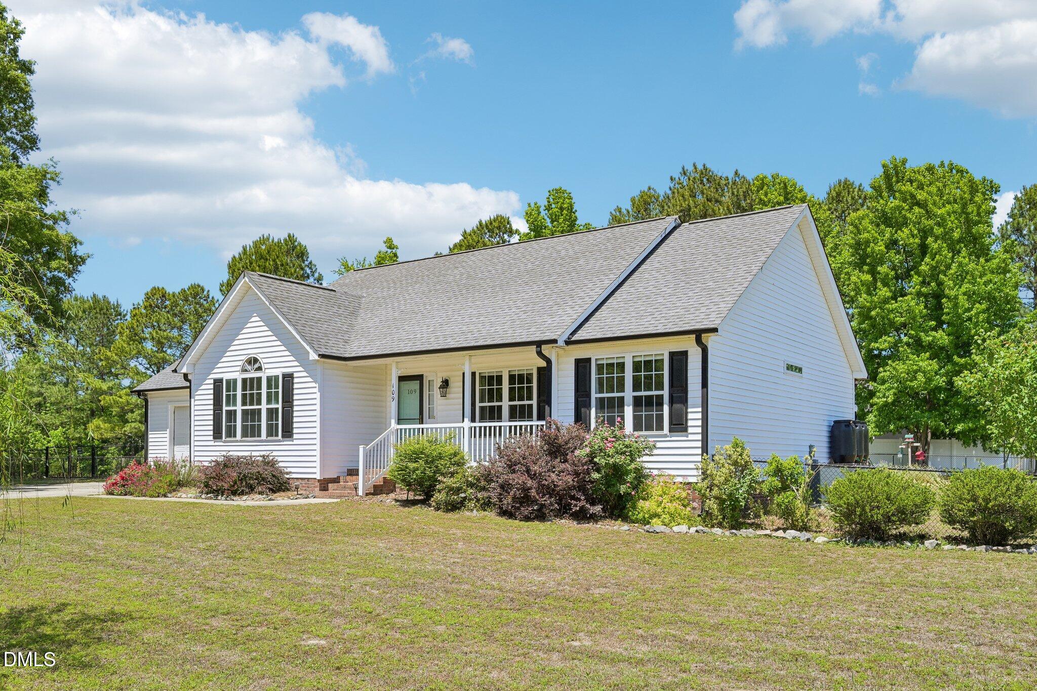 109 Big Branch Court Property Photo 2