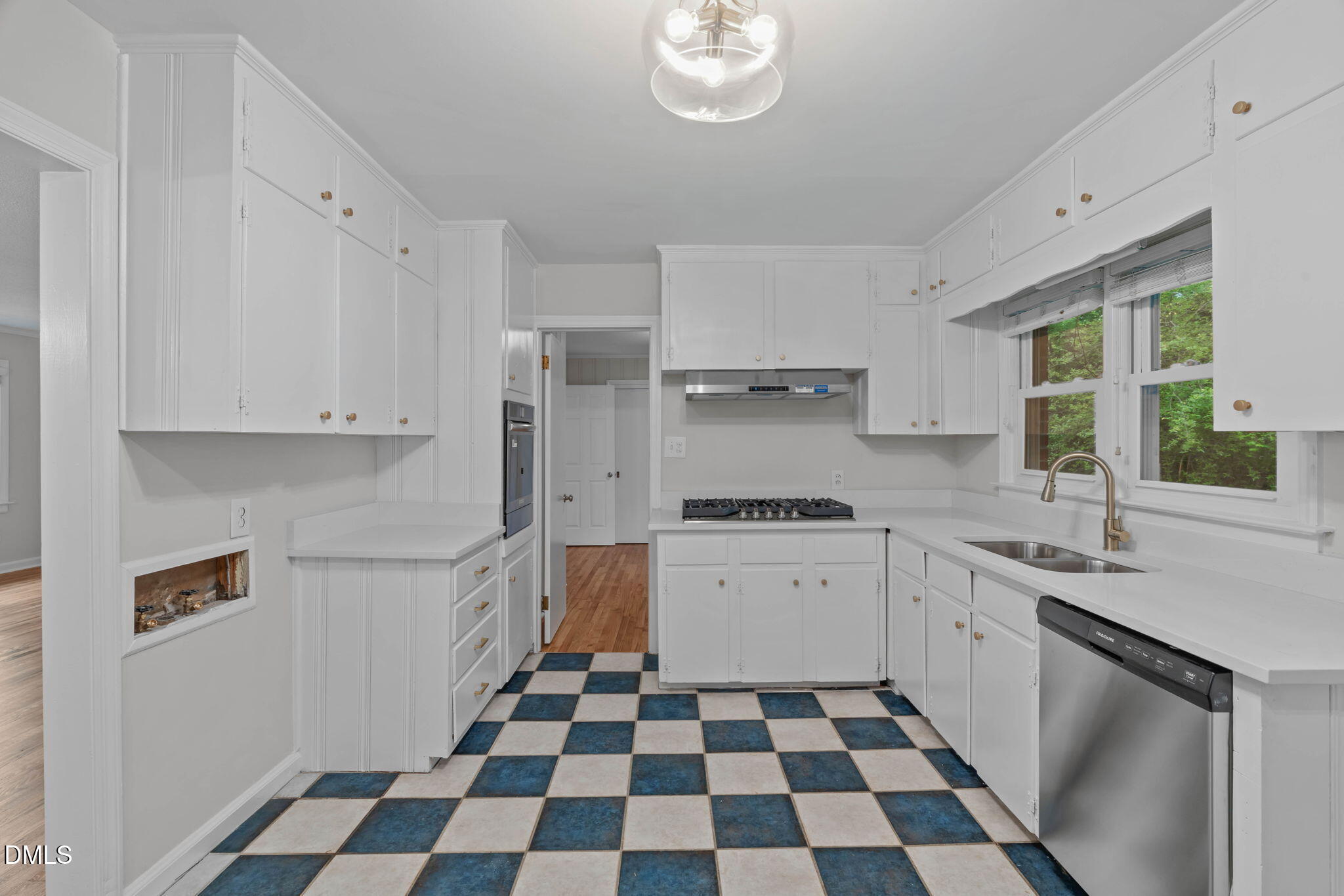 1203 Poplar Avenue Property Photo 12