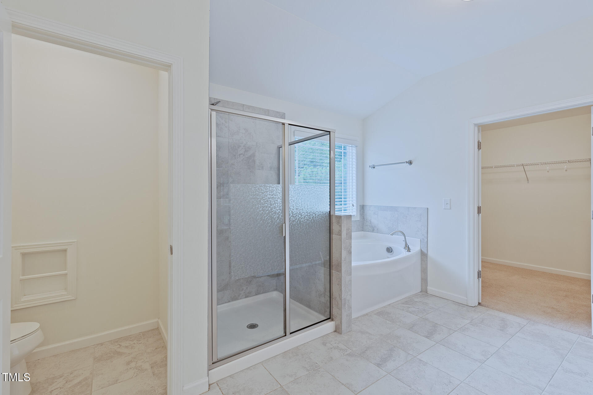 317 Springhurst Lane Property Photo 38