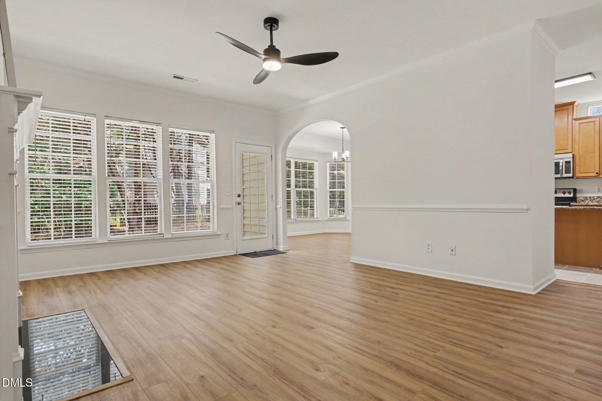 8416 Tie Stone Way Property Photo 6