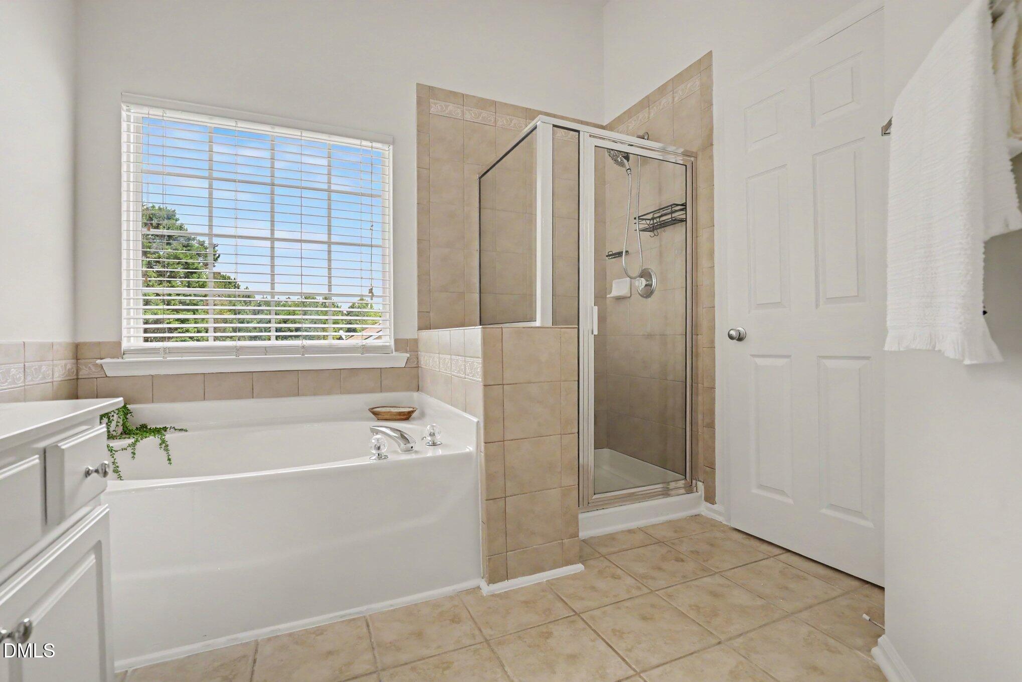 8416 Tie Stone Way Property Photo 16