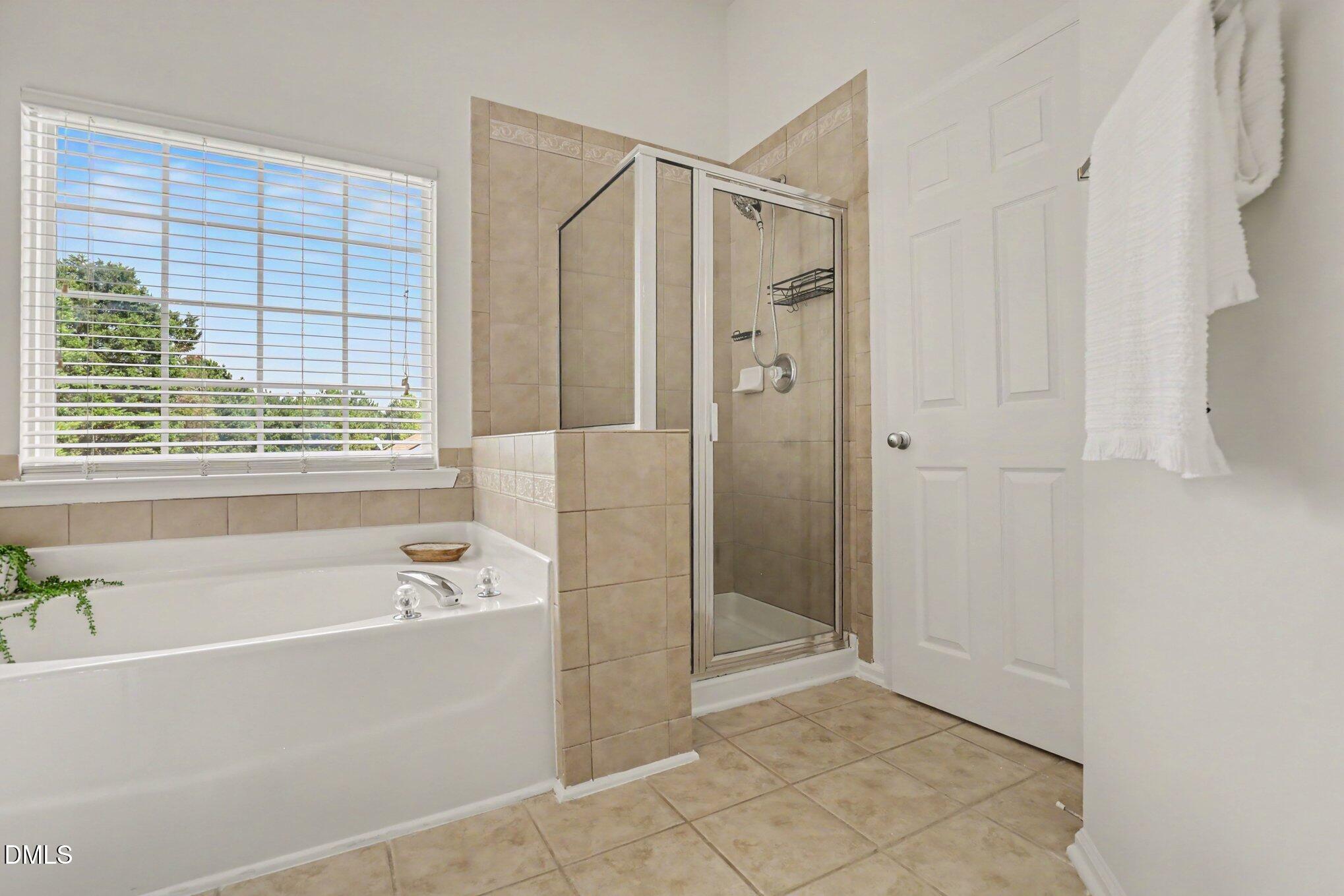 8416 Tie Stone Way Property Photo 17