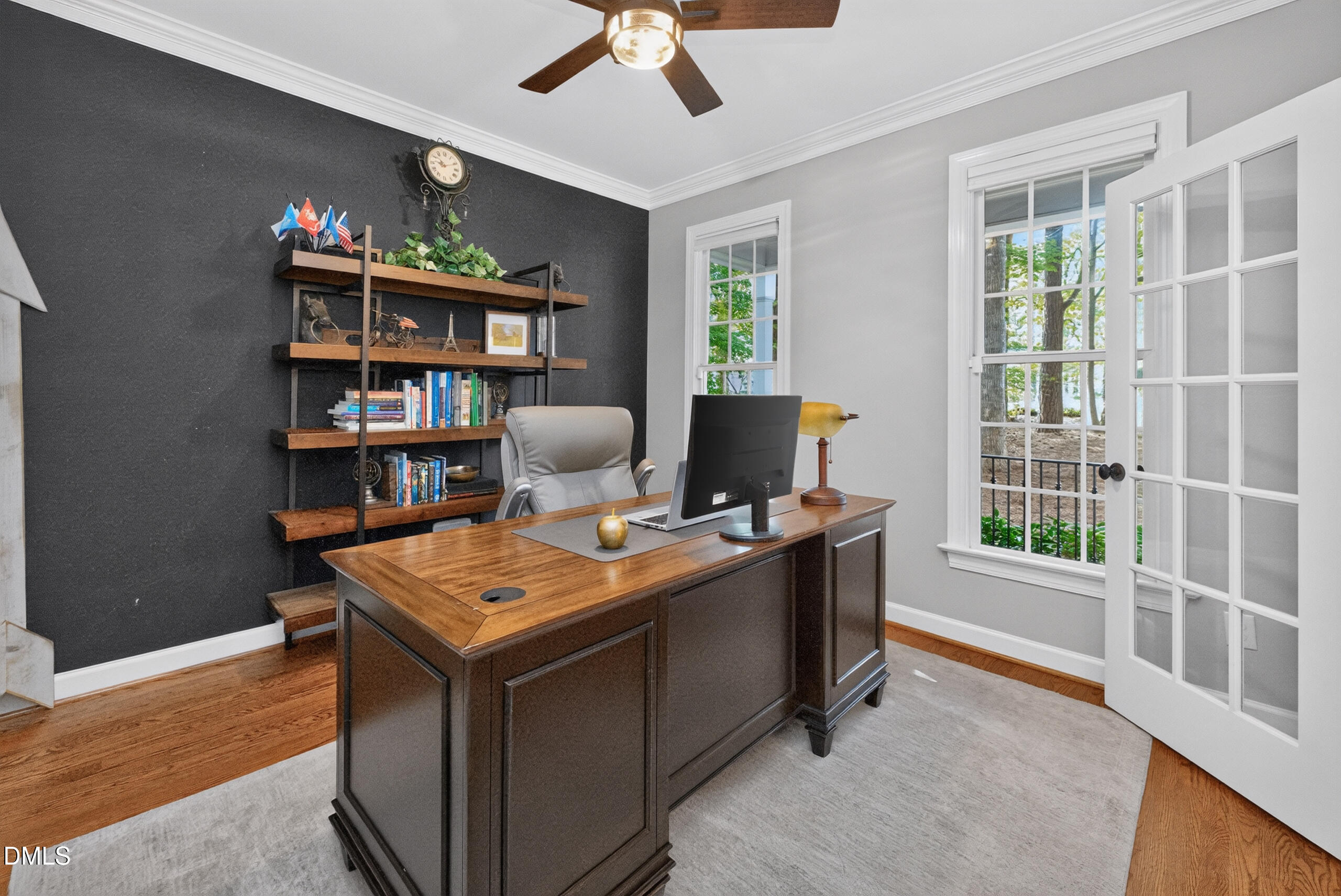 1002 Surry Dale Court Property Photo 8