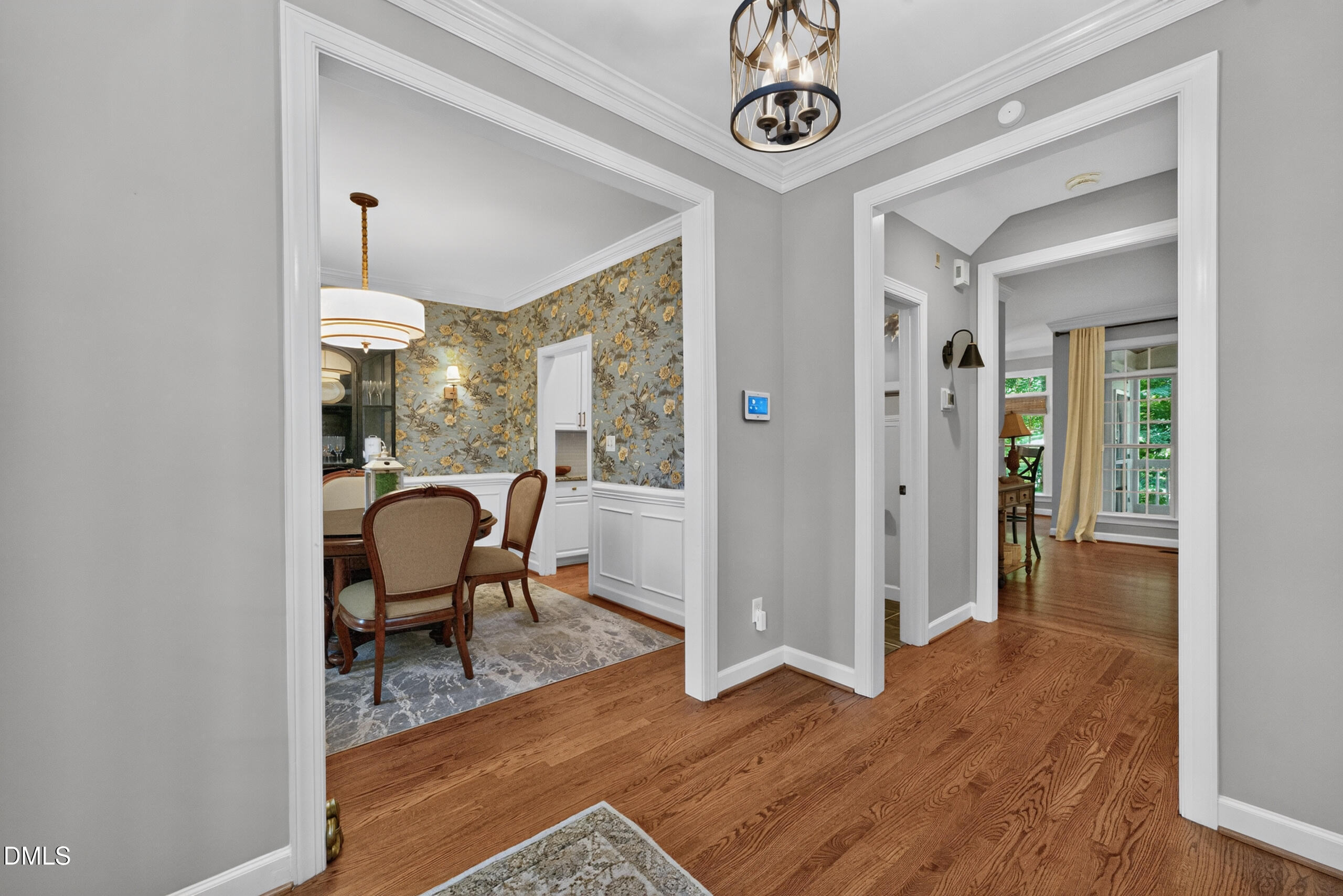 1002 Surry Dale Court Property Photo 10
