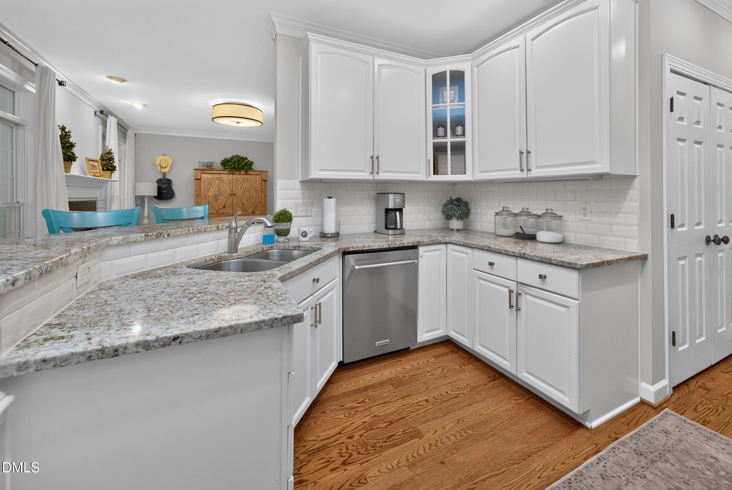 1002 Surry Dale Court Property Photo 18