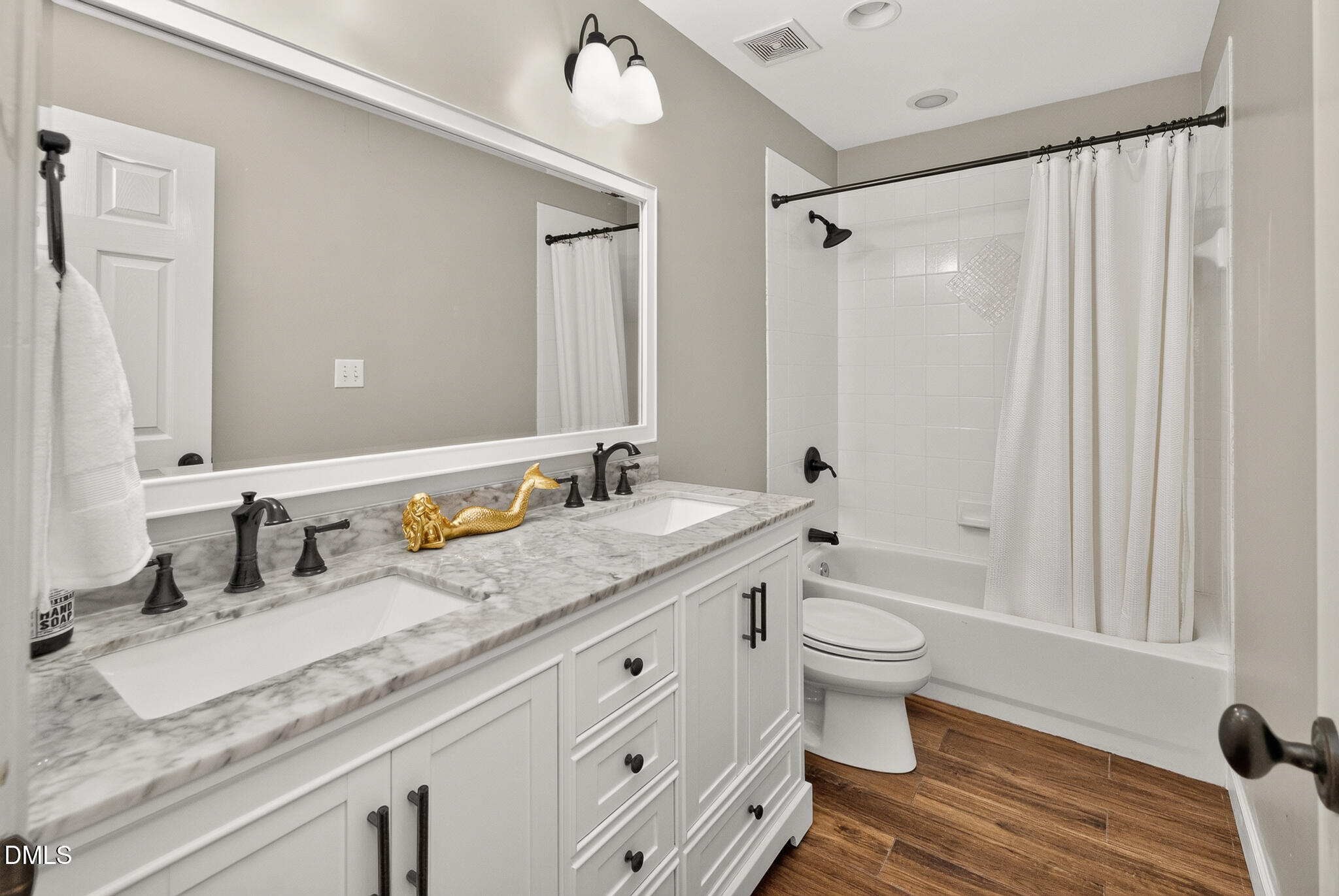1002 Surry Dale Court Property Photo 46