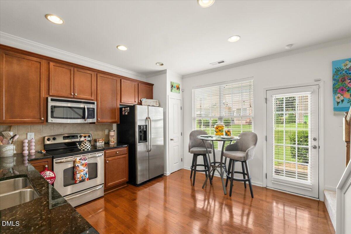 751 Cupola Drive Property Photo 8