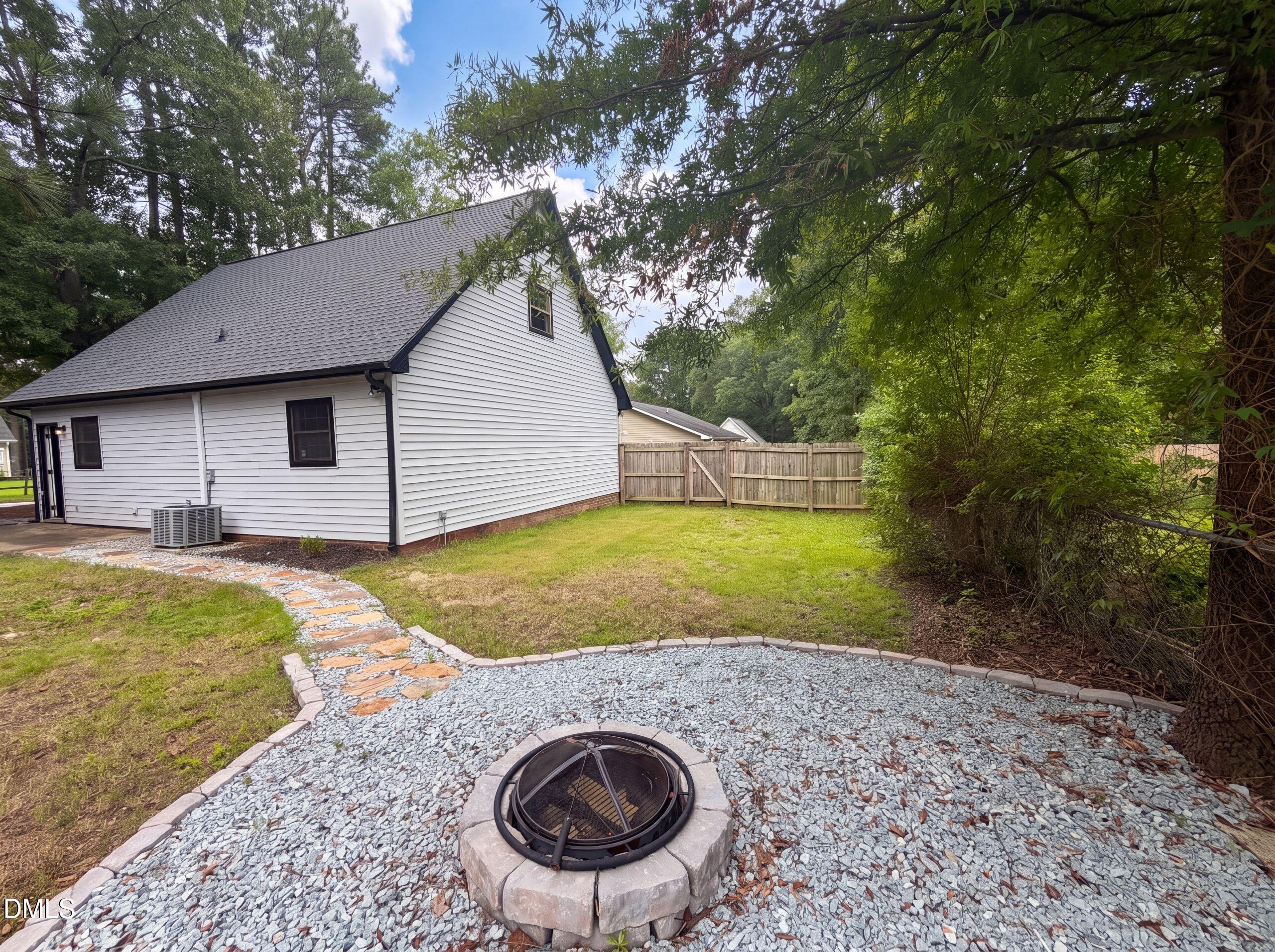 3309 Prudence Street Property Photo 5