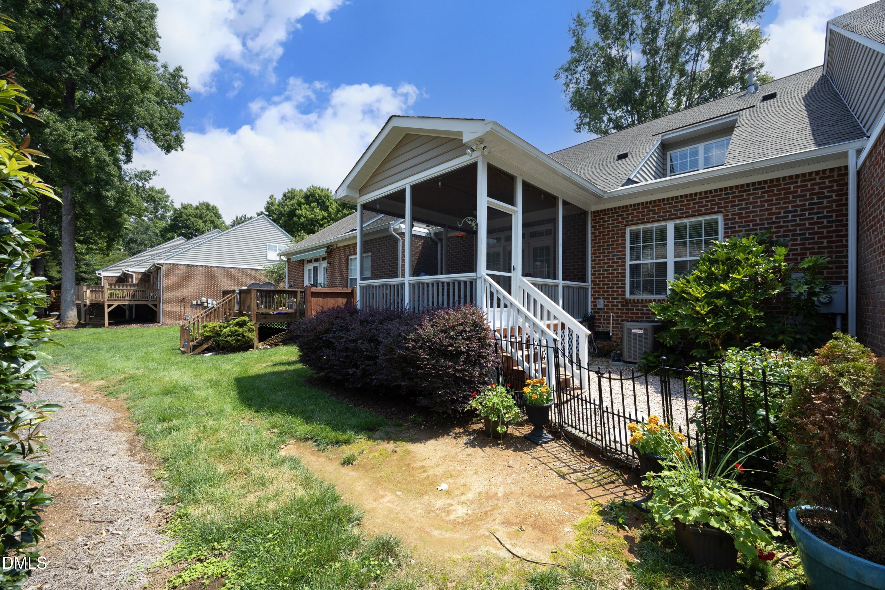 8725 Courage Court Property Photo 31