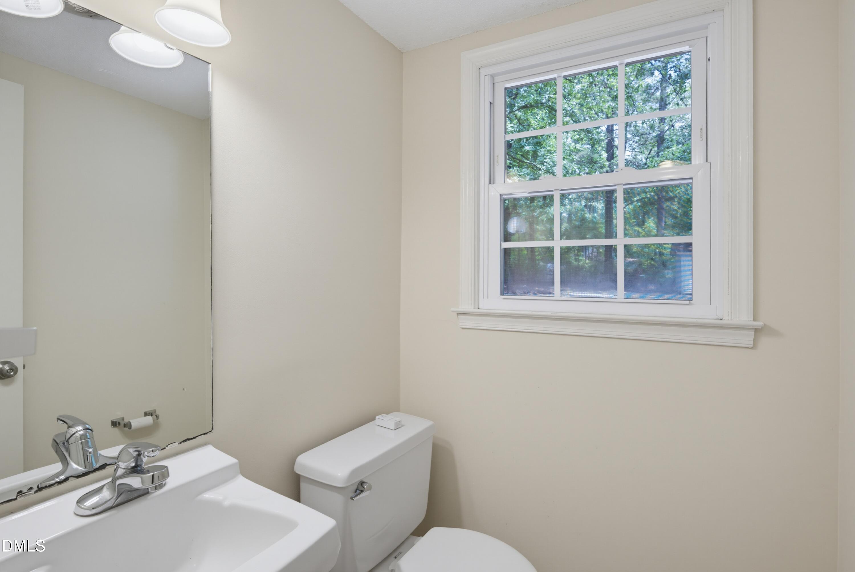 1306 Claymore Drive Property Photo 6
