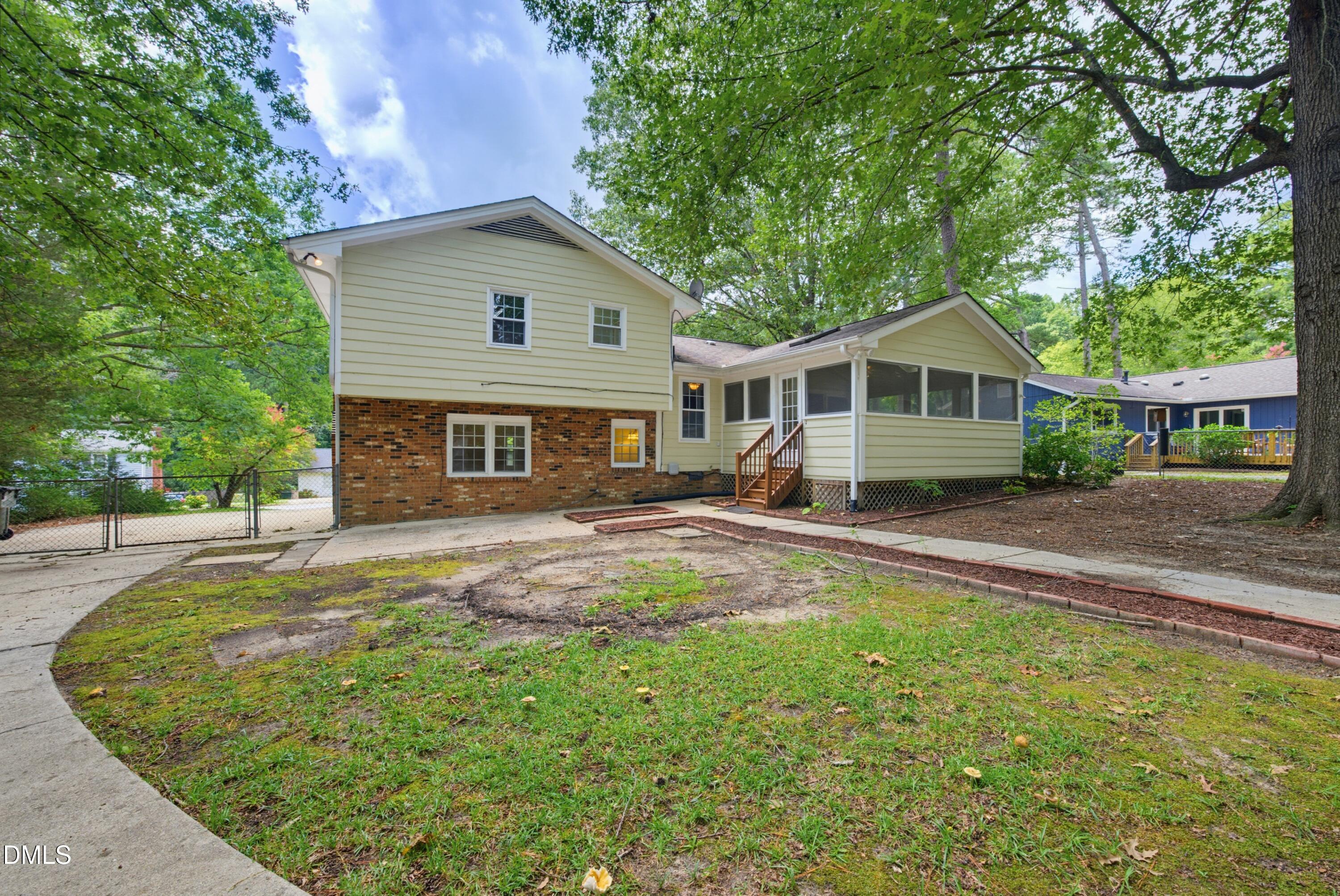 1306 Claymore Drive Property Photo 28