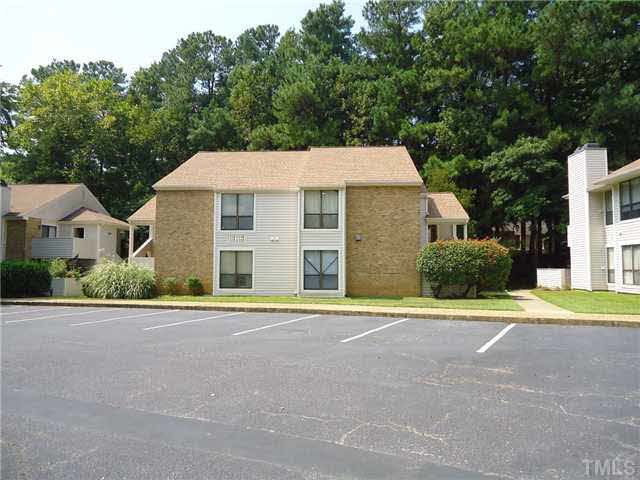110 Manhattan Court Property Photo 1