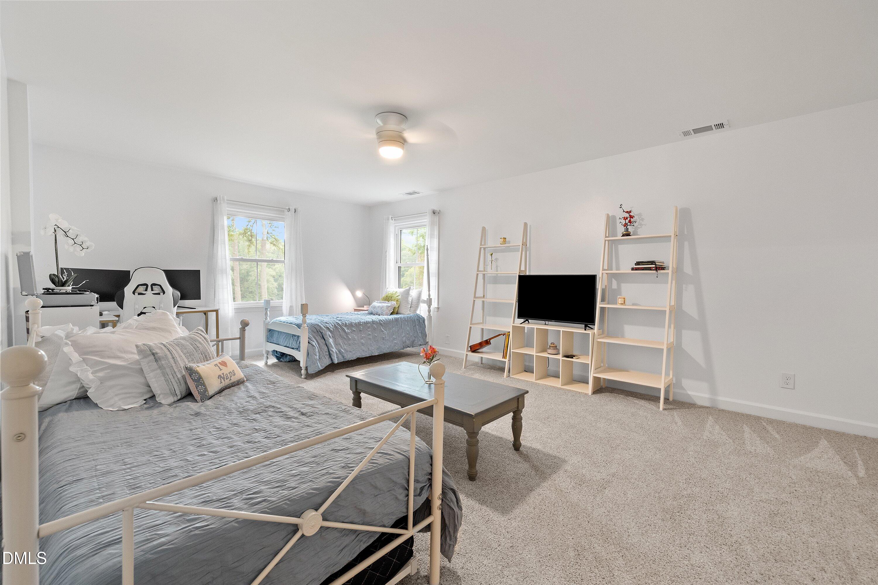 621 Edgewater Drive Property Photo 30