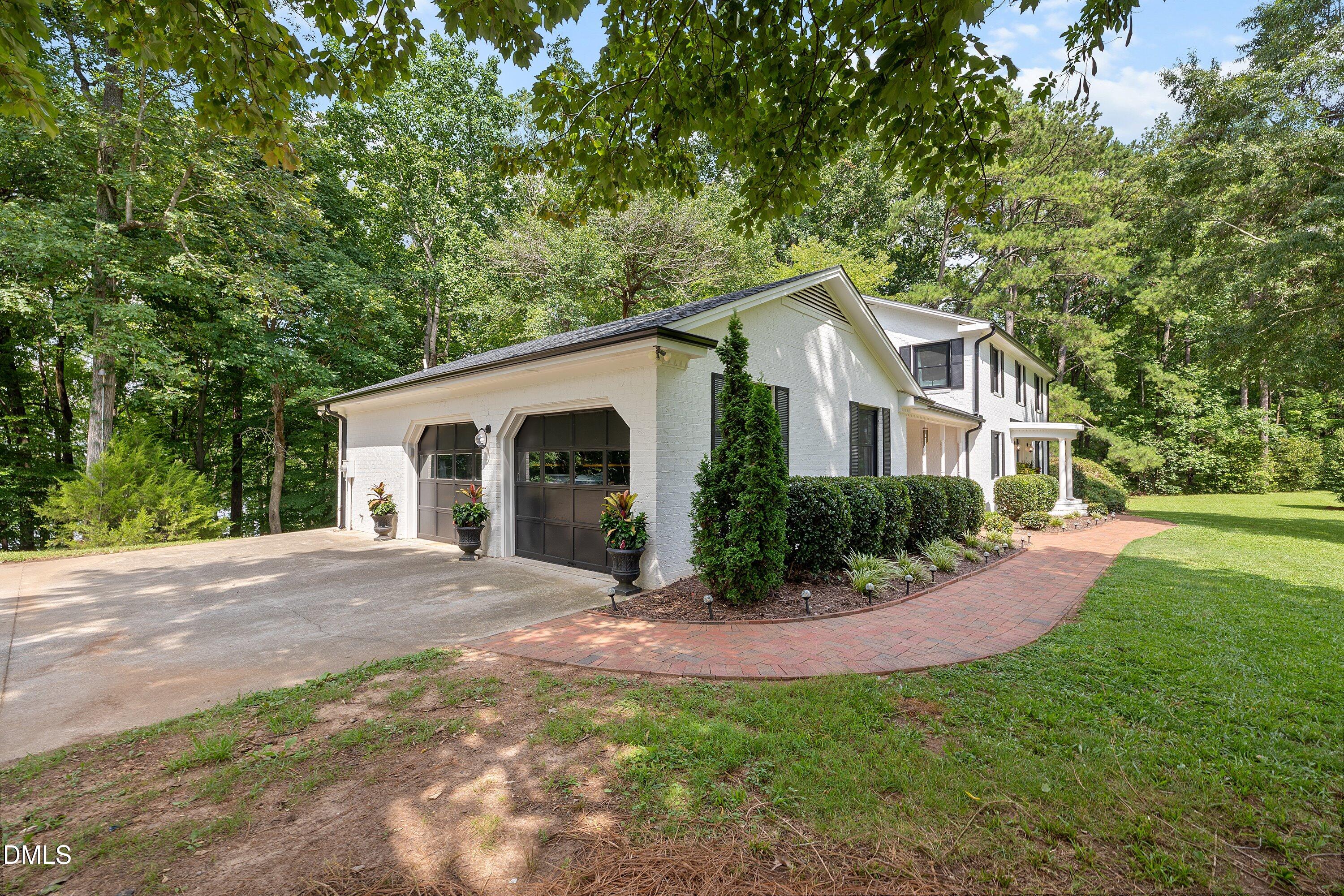 621 Edgewater Drive Property Photo 39