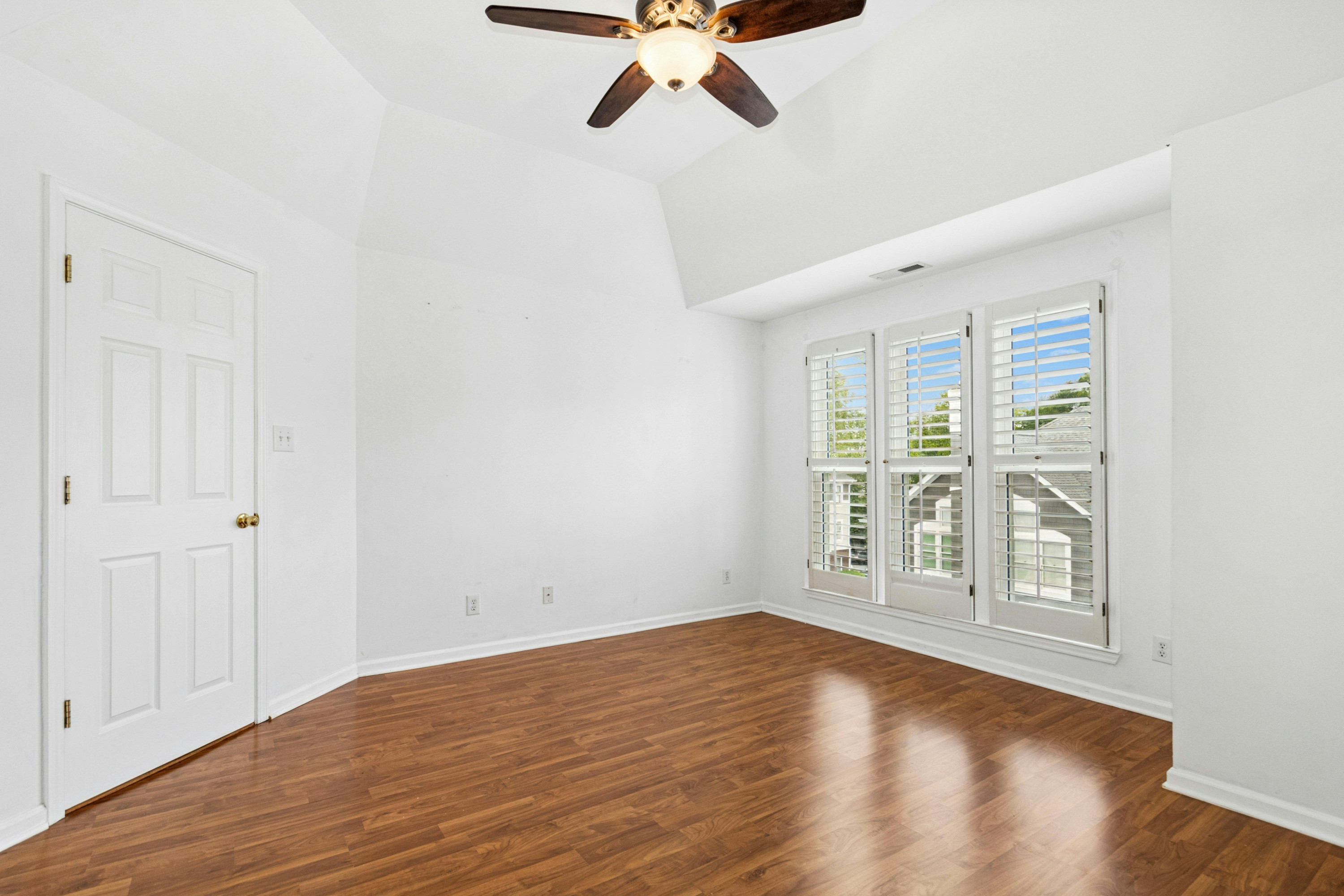 1000 Brighthurst Drive 309 Property Photo 20