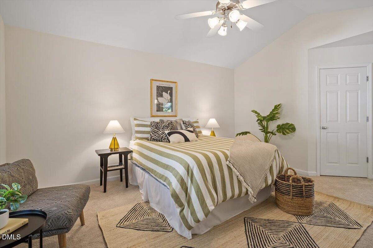 1423 Crimson Creek Drive Property Photo 15