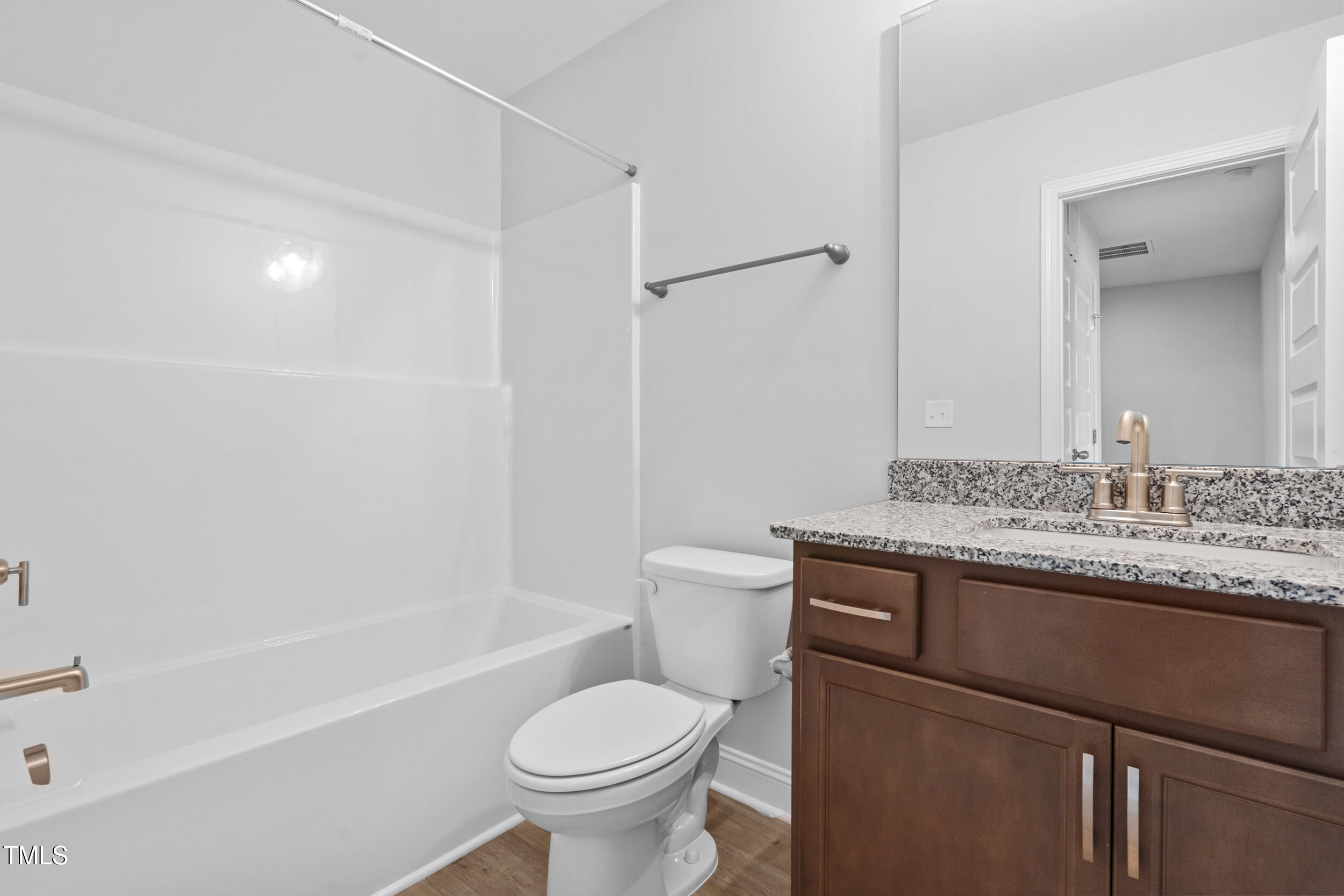 332 W Saltgrass Lane Property Photo 13