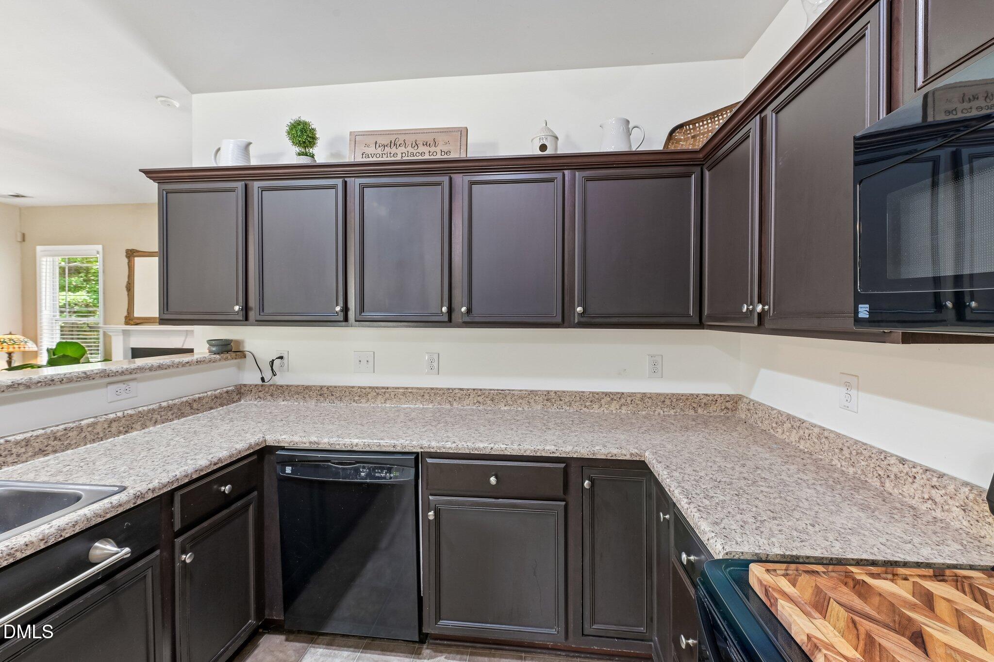 138 Gold Court Property Photo 10