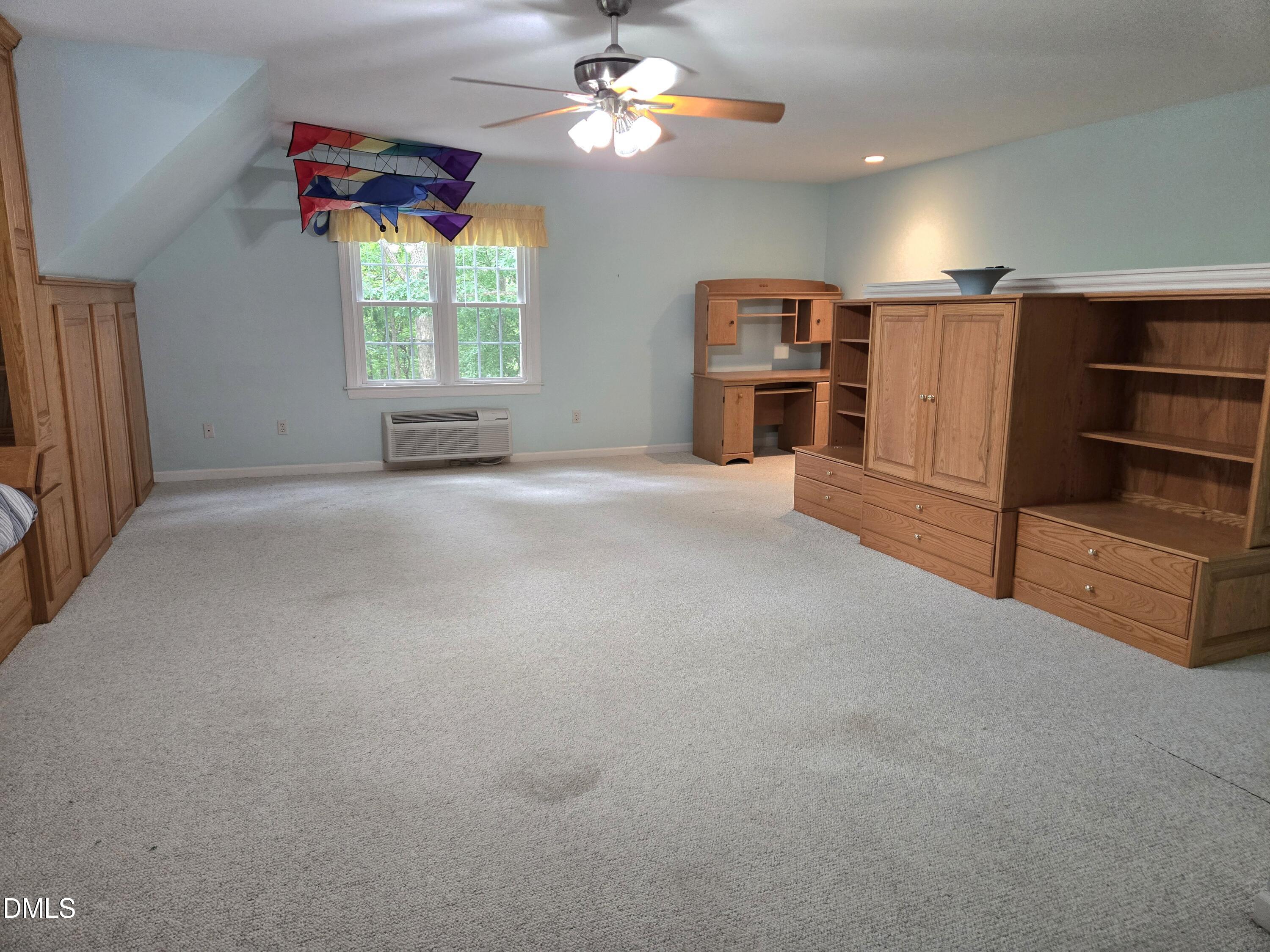 9200 Oneal Road Property Photo 15