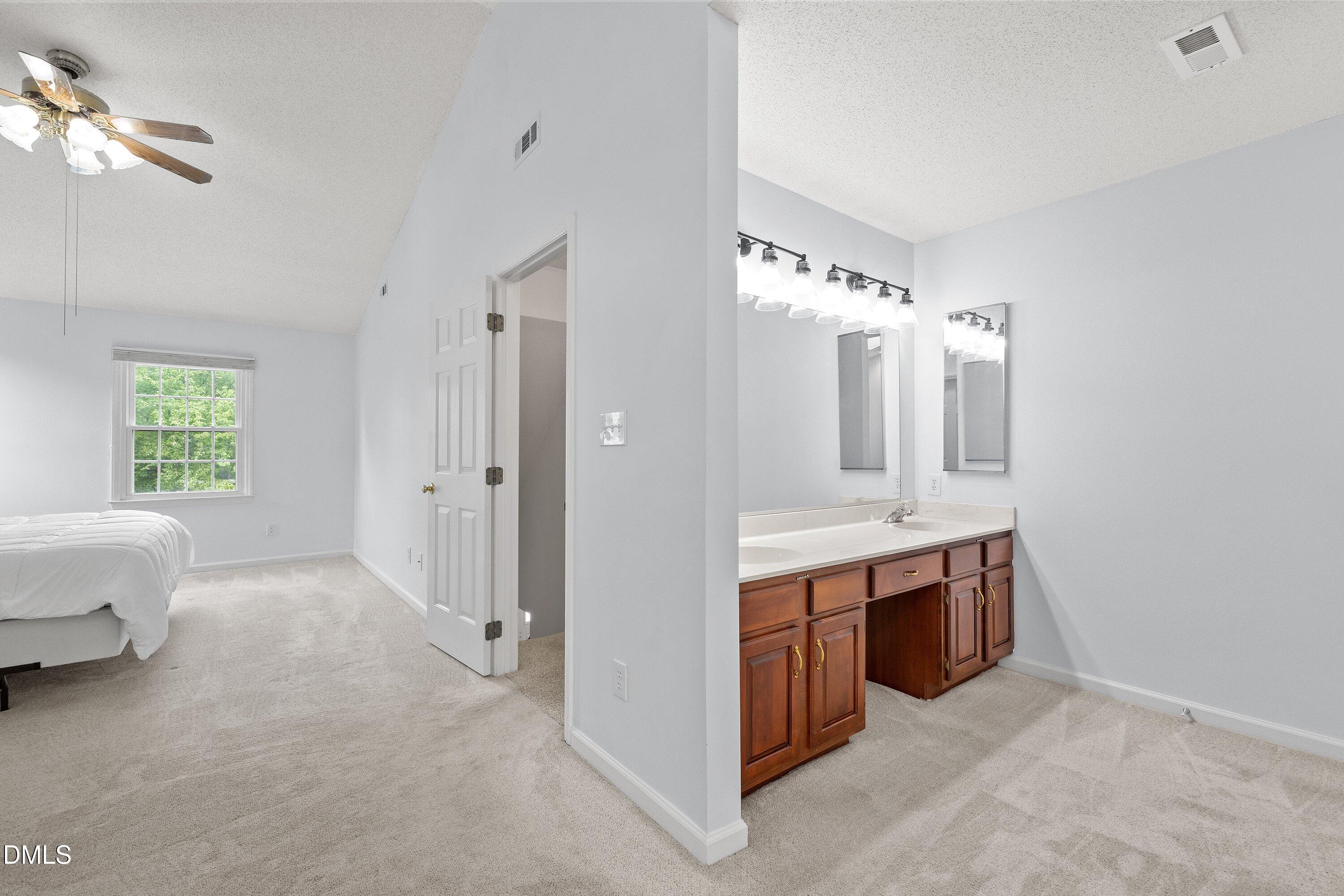 2305 Declaration Drive Property Photo 15