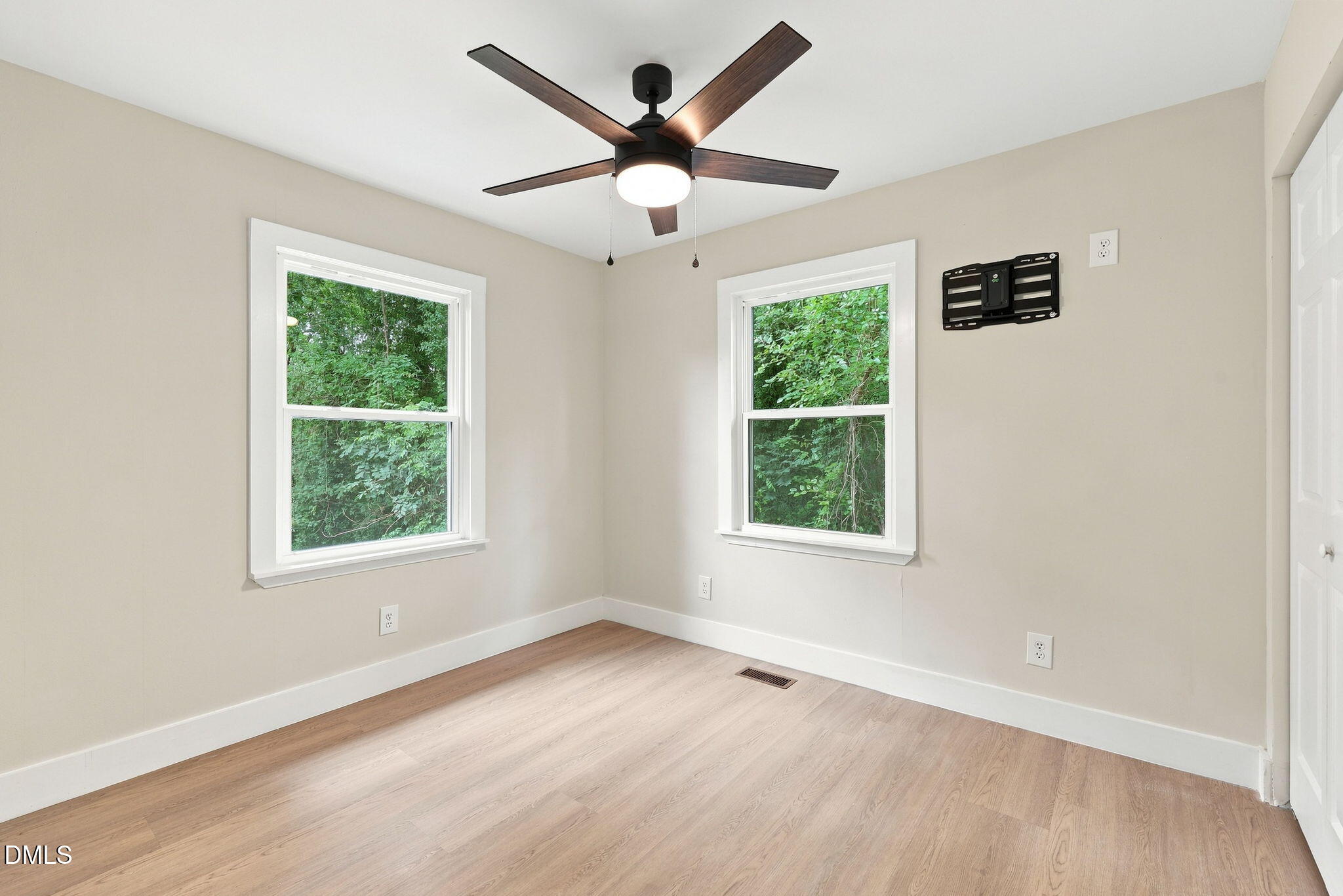 500 Parnell Drive Property Photo 19