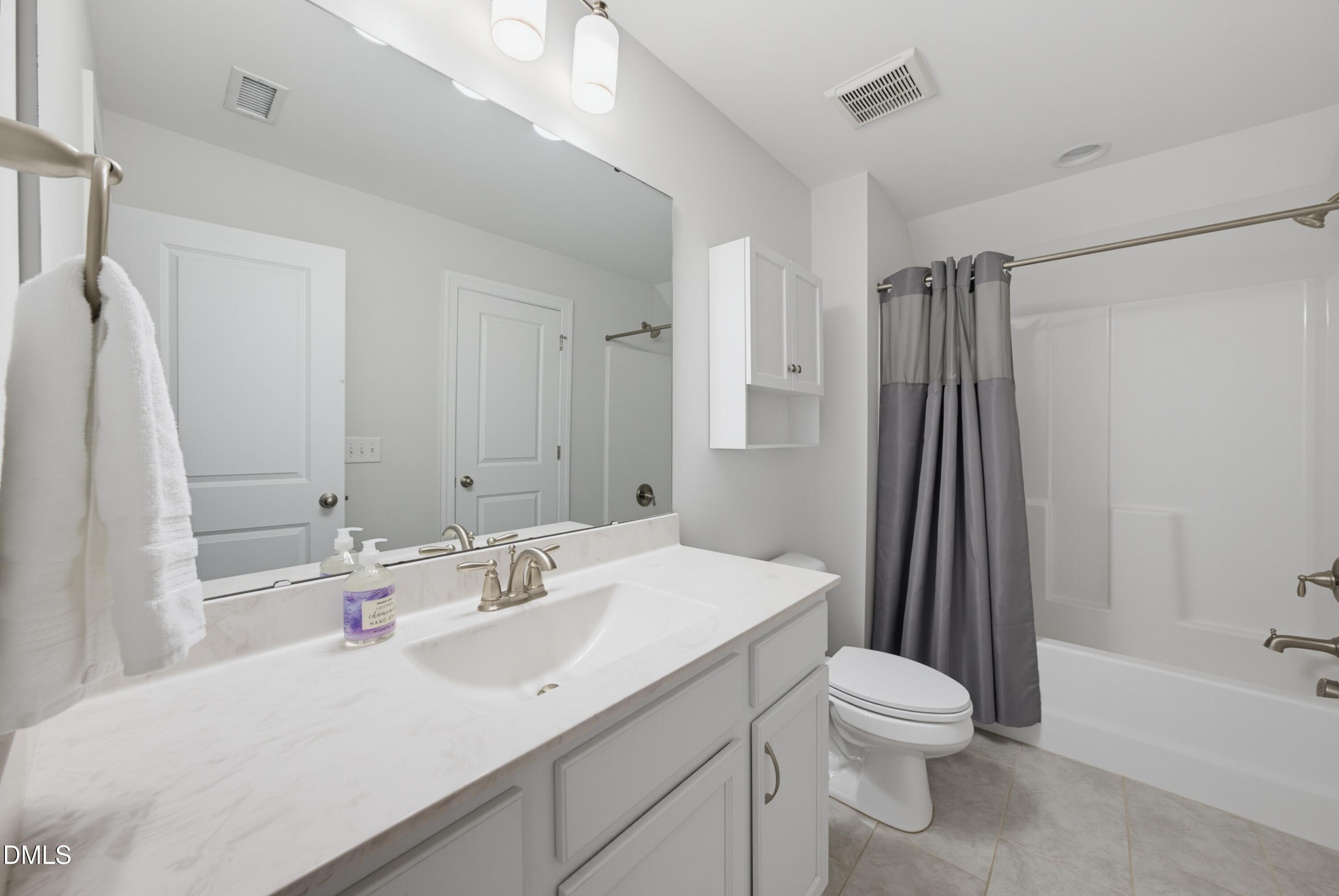 2821 Oxford Bluff Drive Property Photo 27
