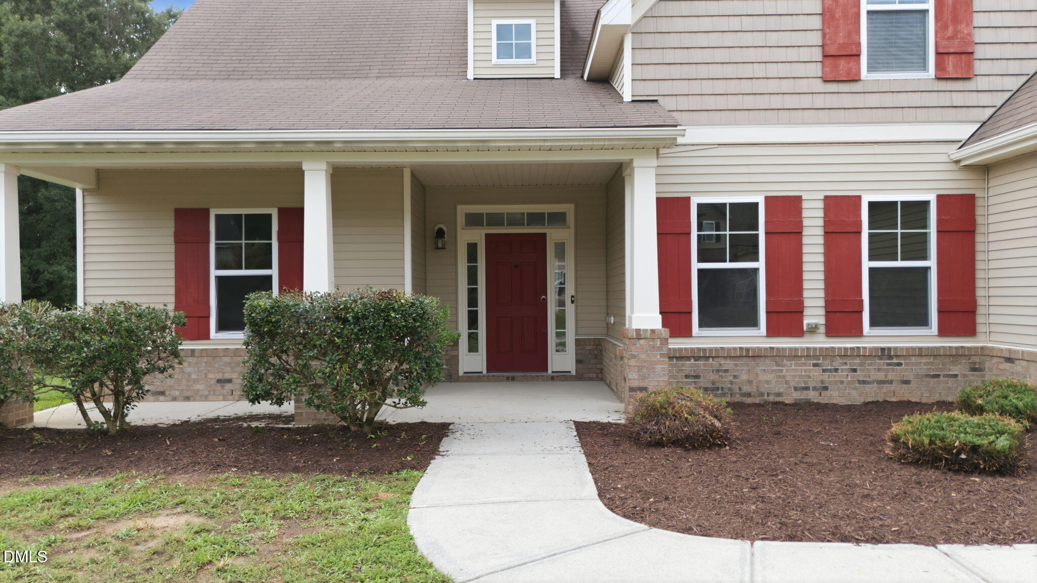 4957 Stonewood Pines Drive Property Photo 2