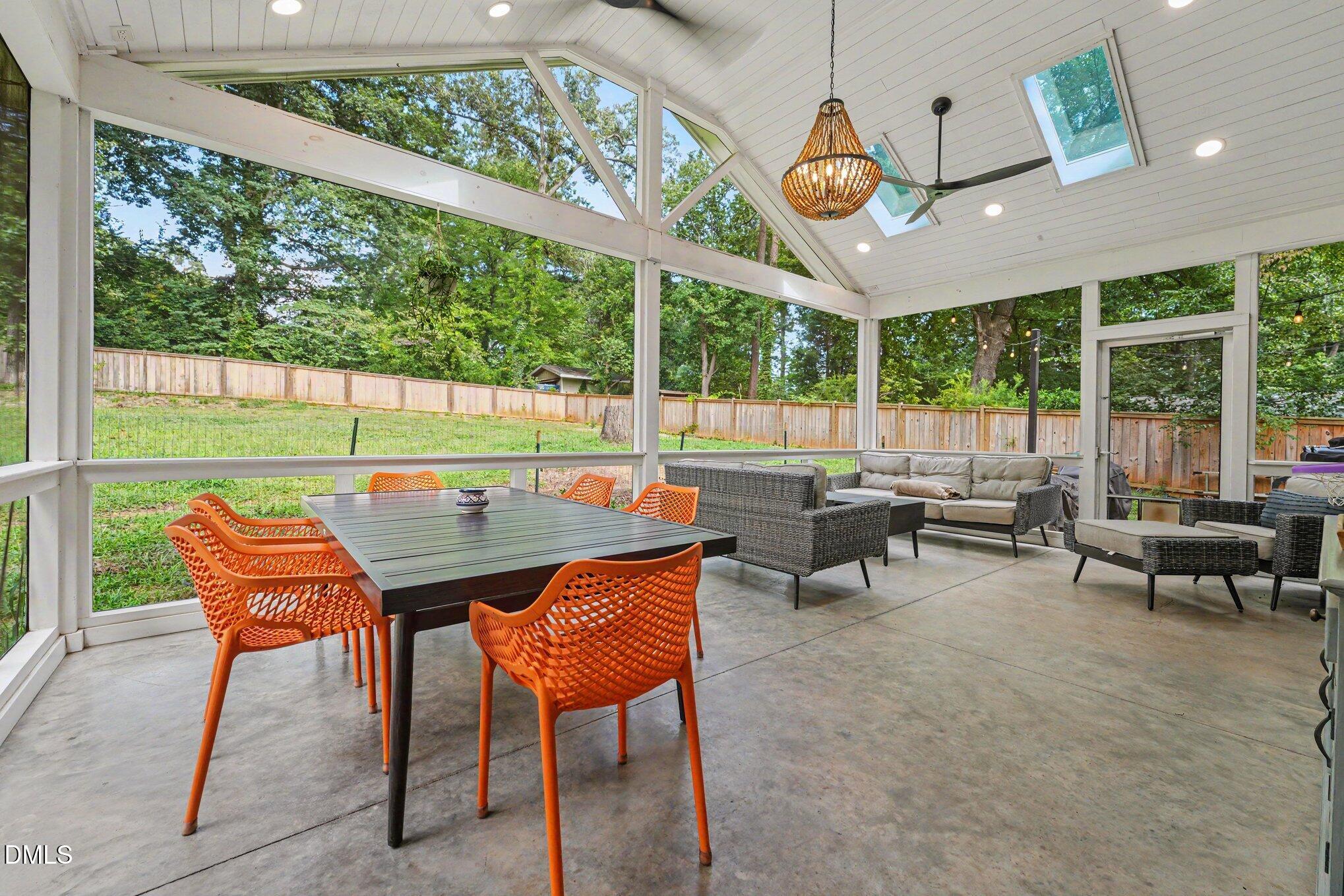 5308 Barclay Drive Property Photo 3