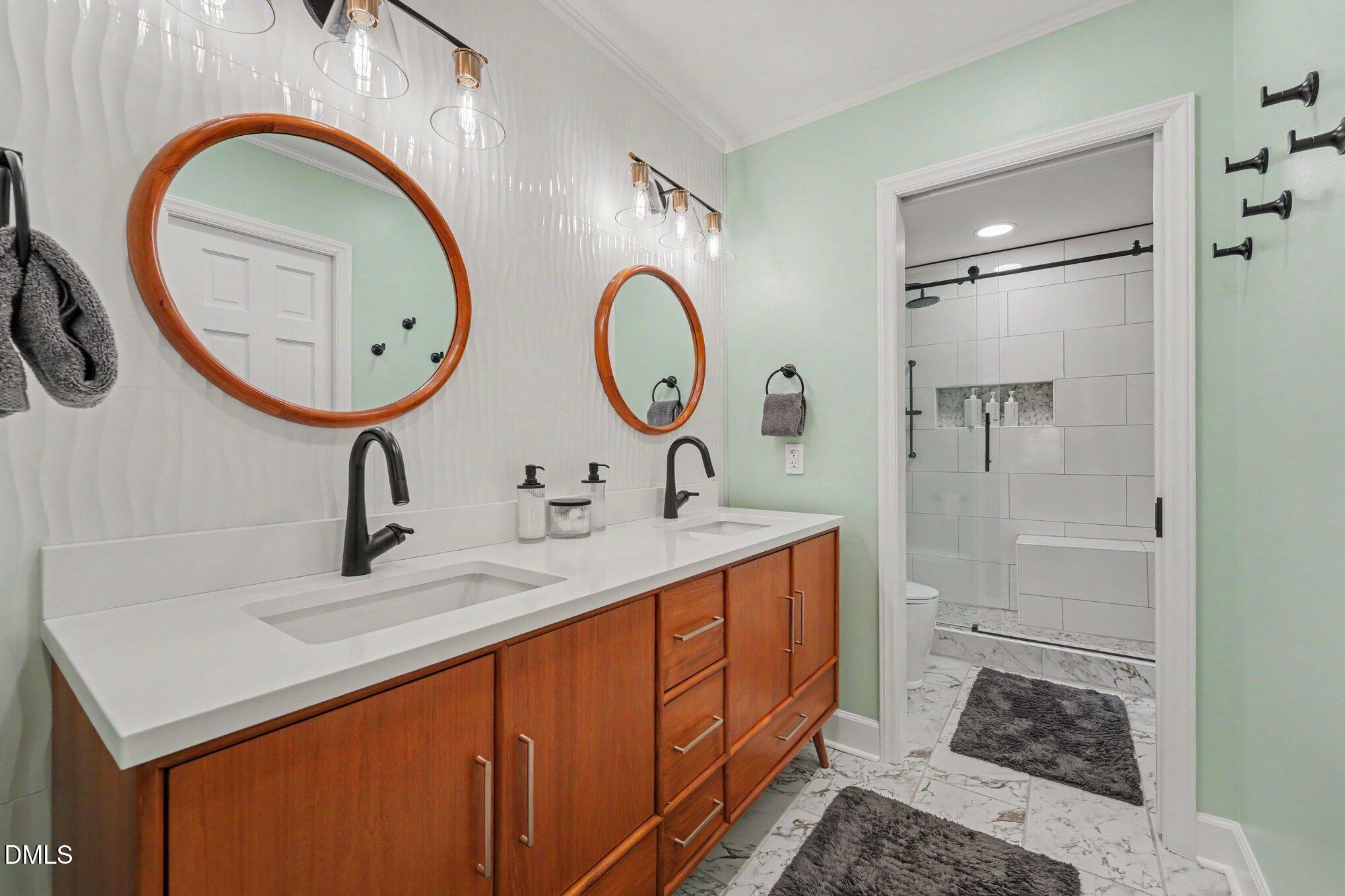 5308 Barclay Drive Property Photo 12
