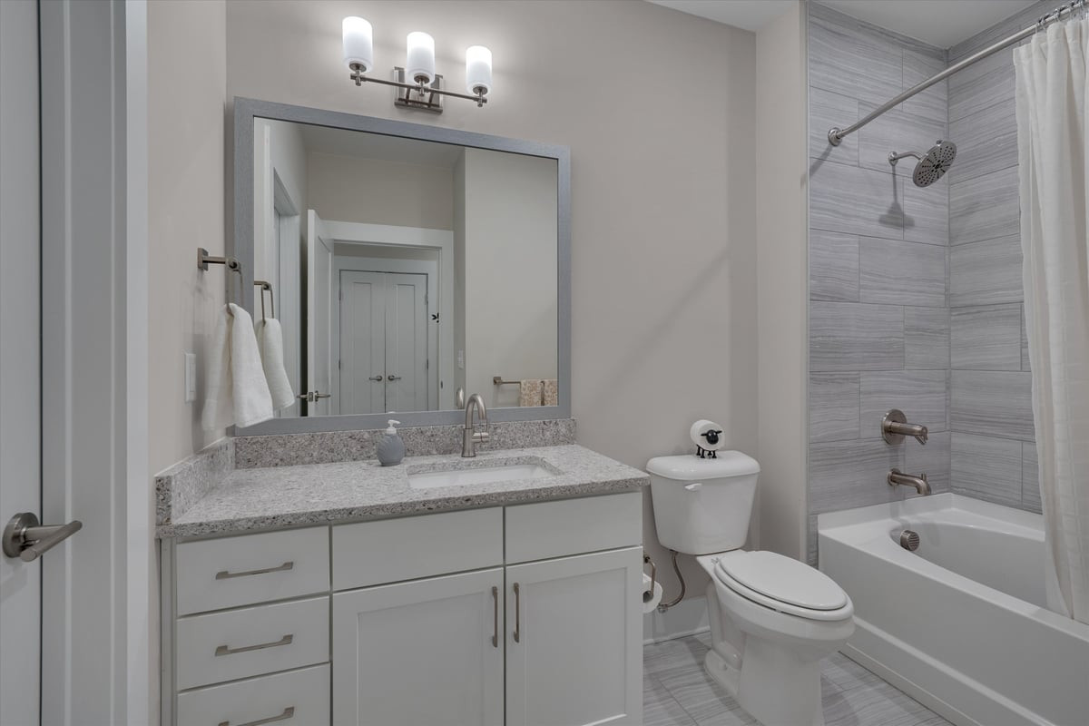 105 Chatham Walk Lane 207 Property Photo 24