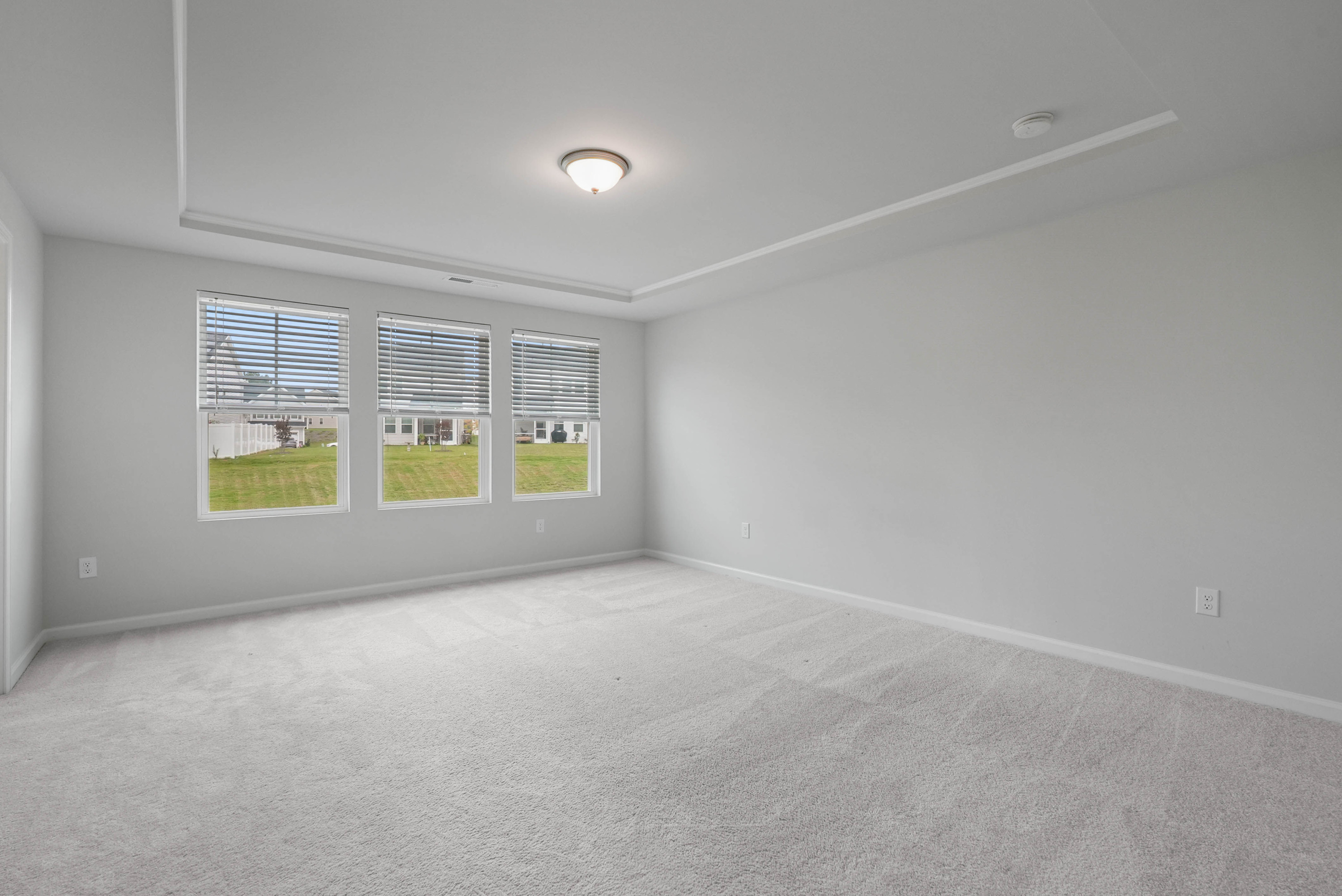 261 Eden View Bend Property Photo 25