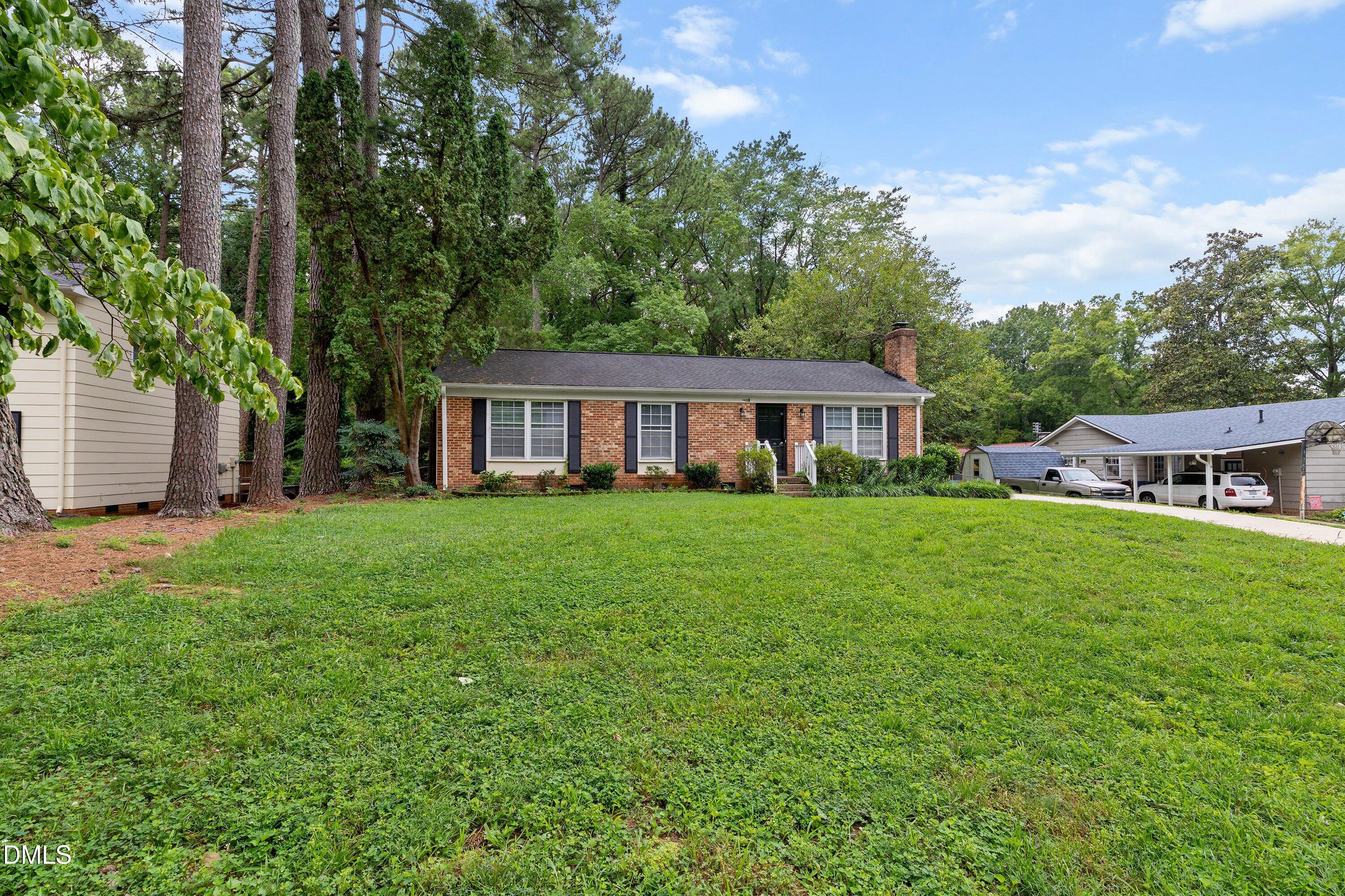 5804 Caledonia Street Property Photo 2