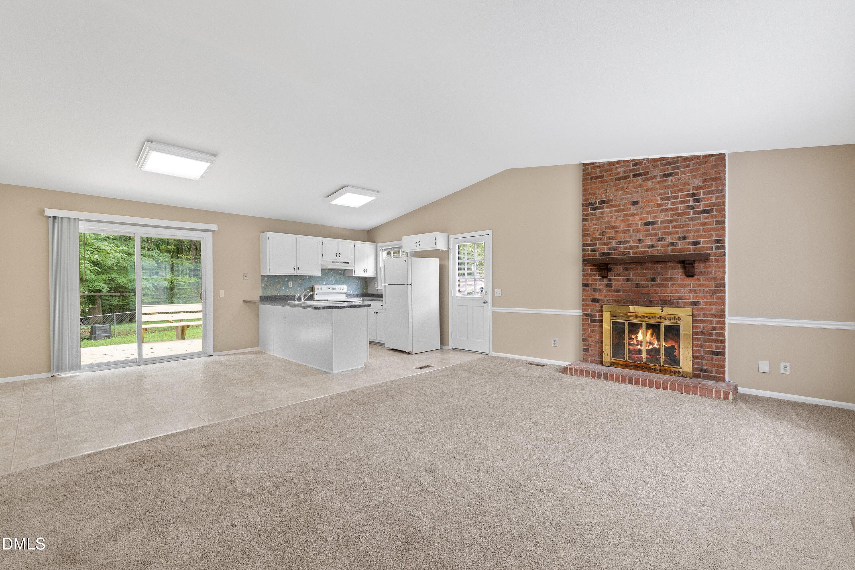5804 Caledonia Street Property Photo 6