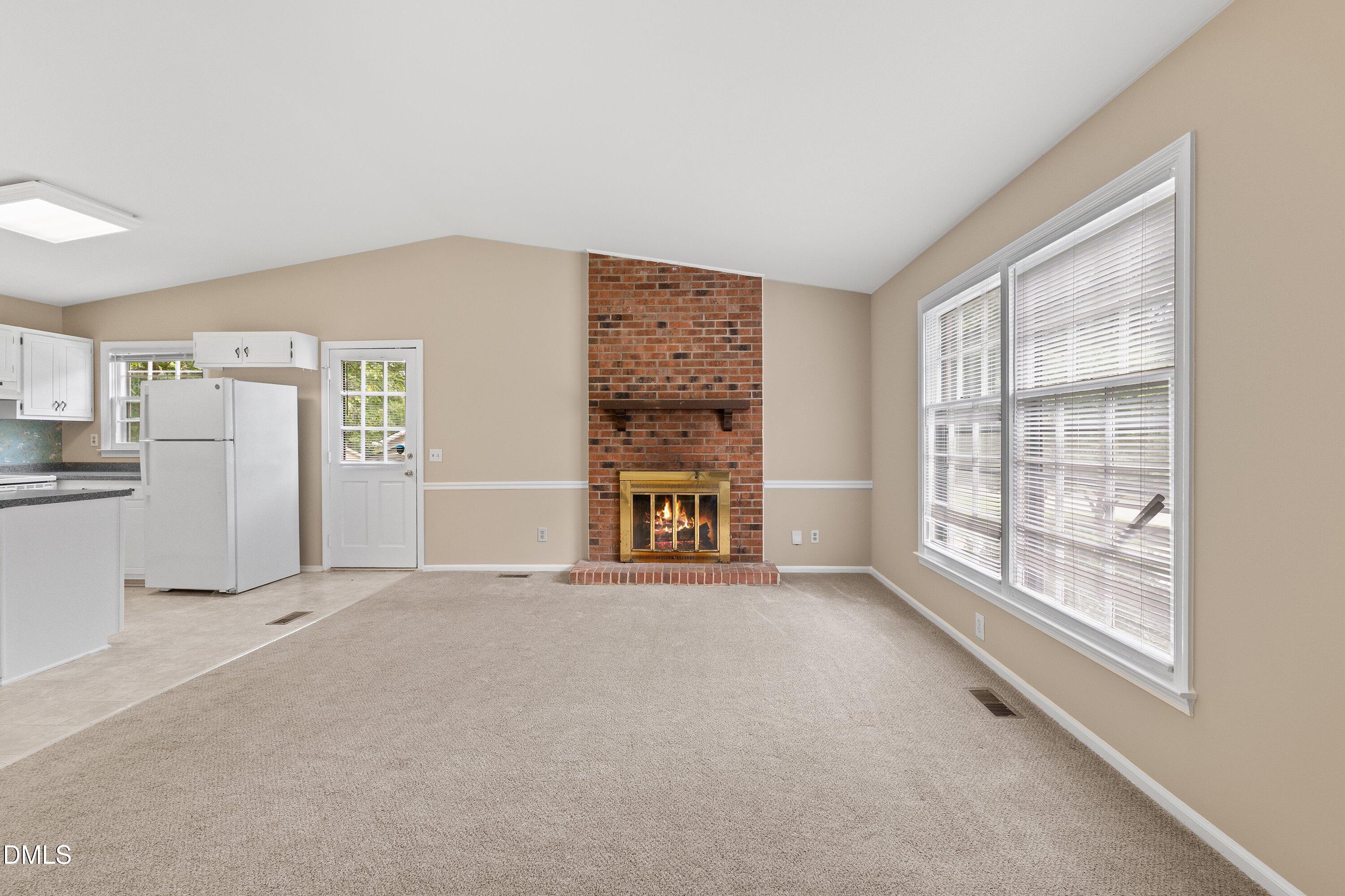 5804 Caledonia Street Property Photo 7
