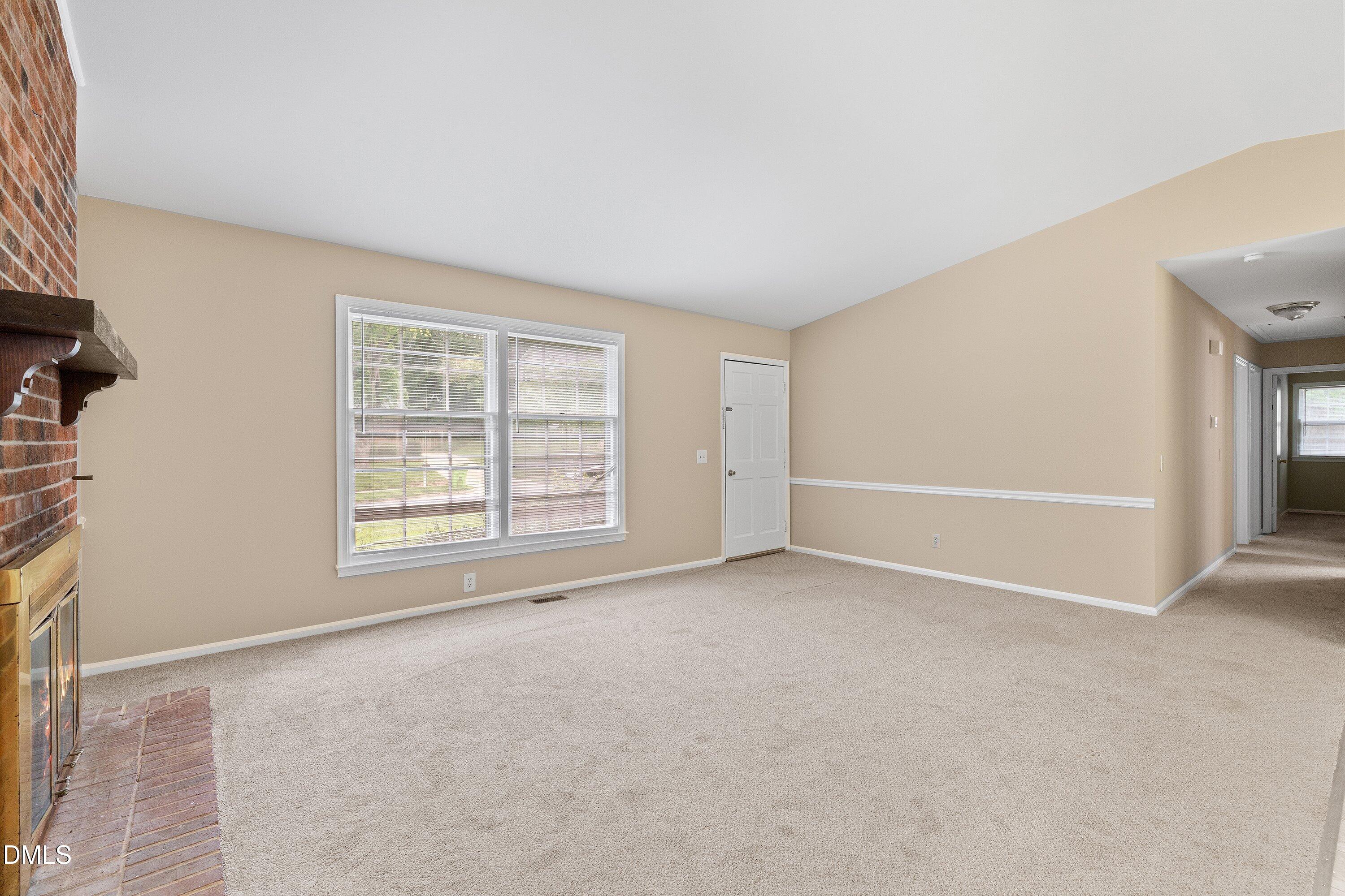 5804 Caledonia Street Property Photo 10