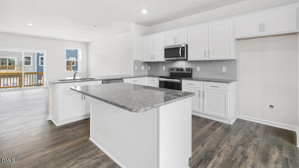 809 Lucky Clover Way 809 Property Photo 9