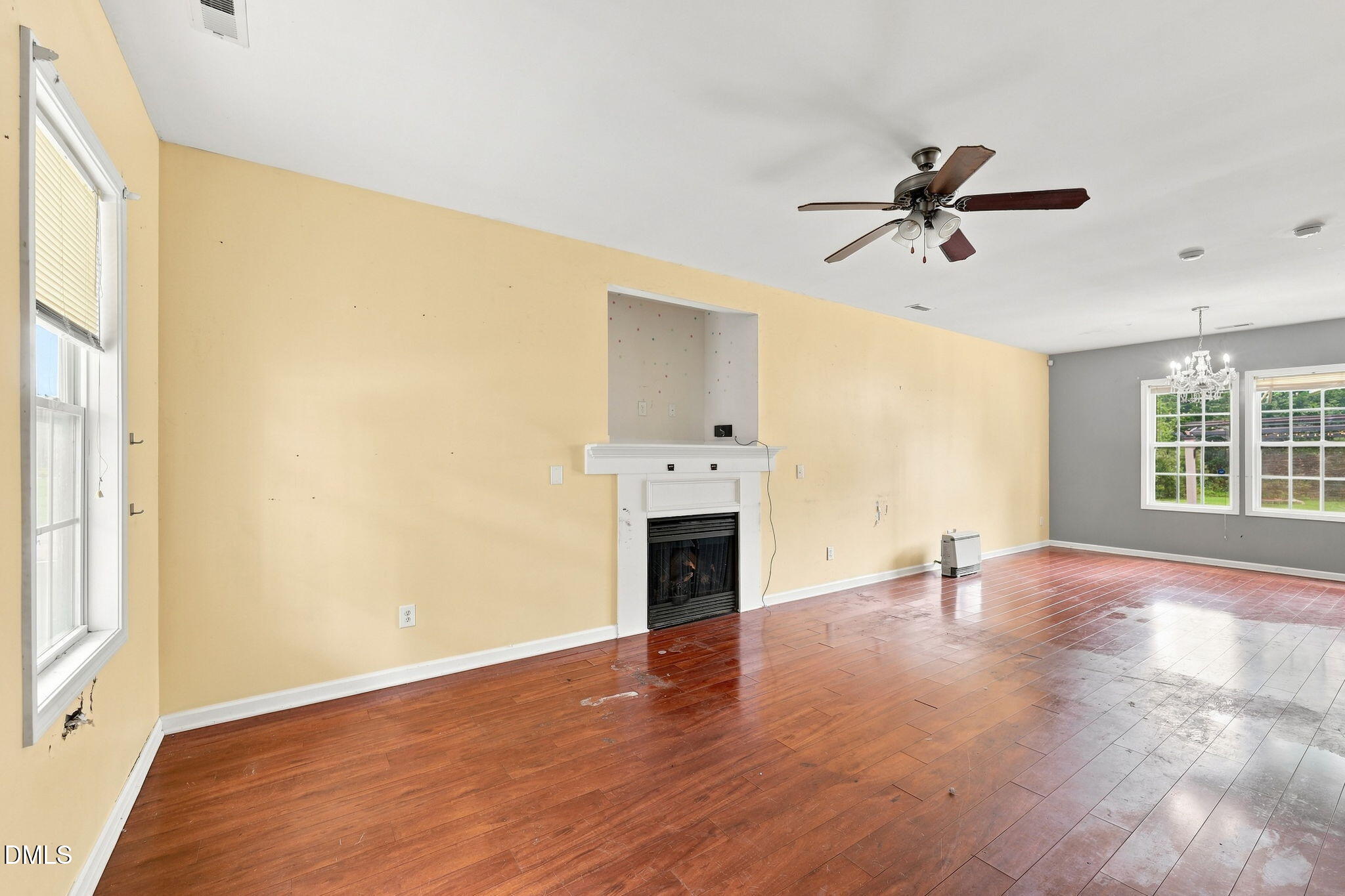30 Hunters Way Property Photo 5