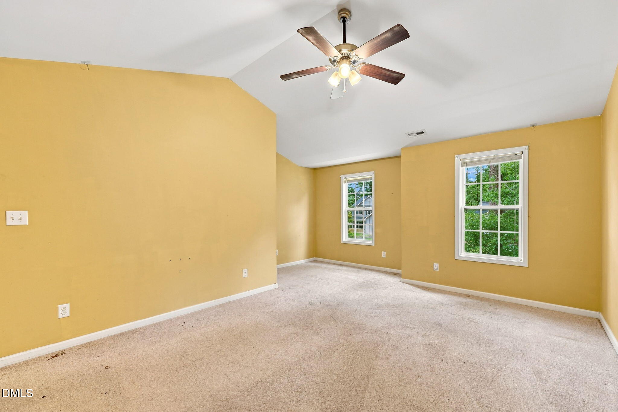 30 Hunters Way Property Photo 21
