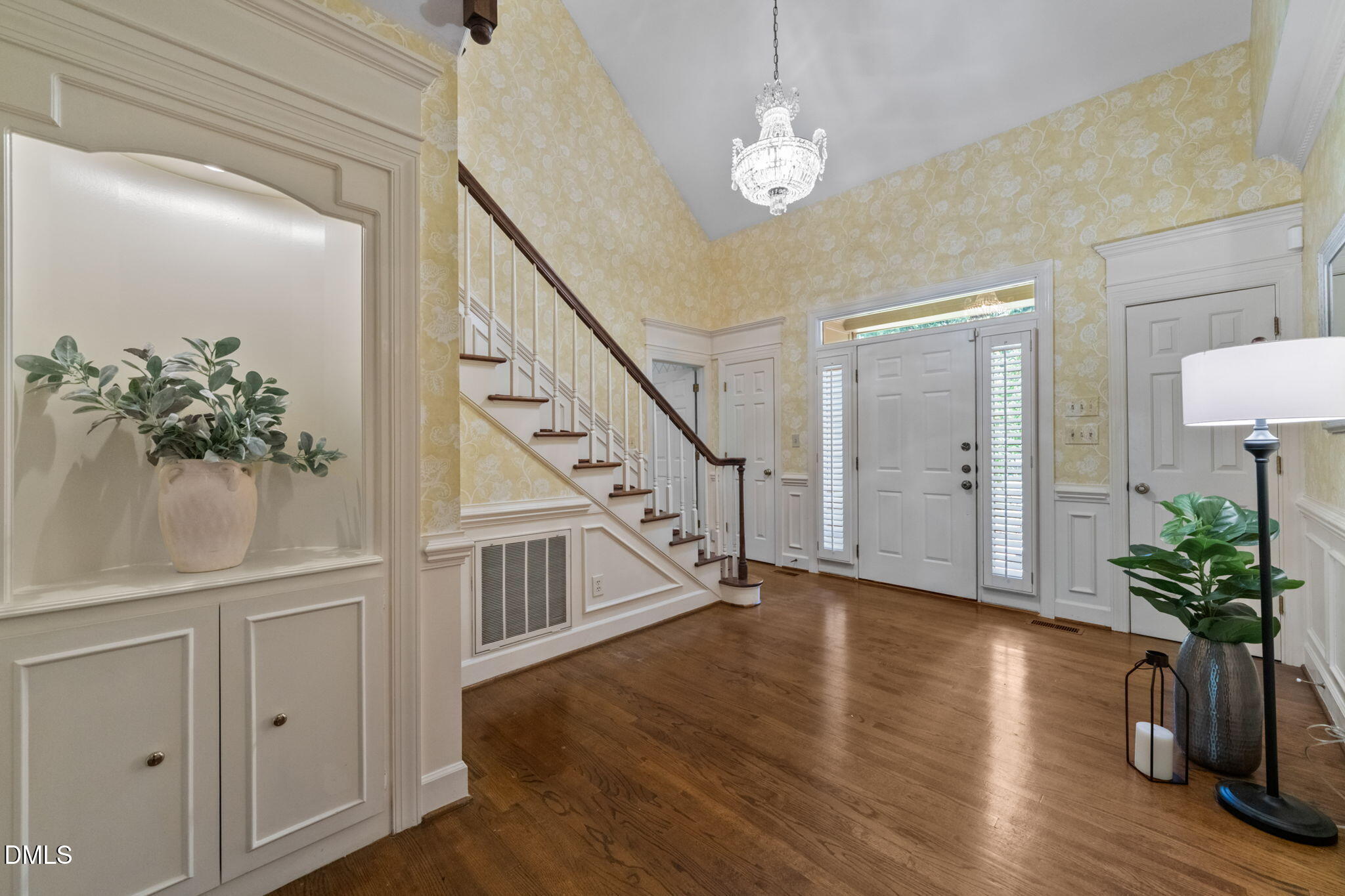 201 Selkirk Street Property Photo 5