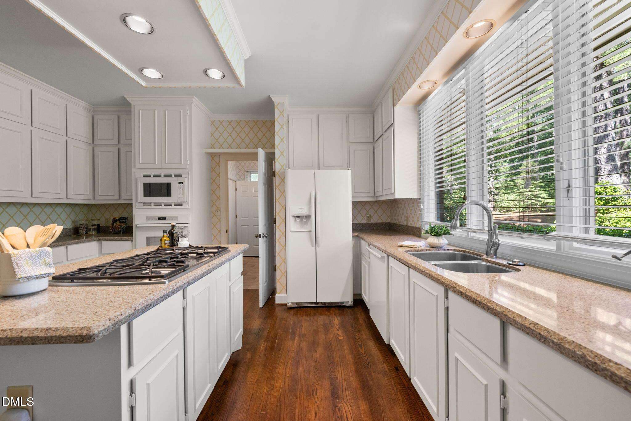 201 Selkirk Street Property Photo 16