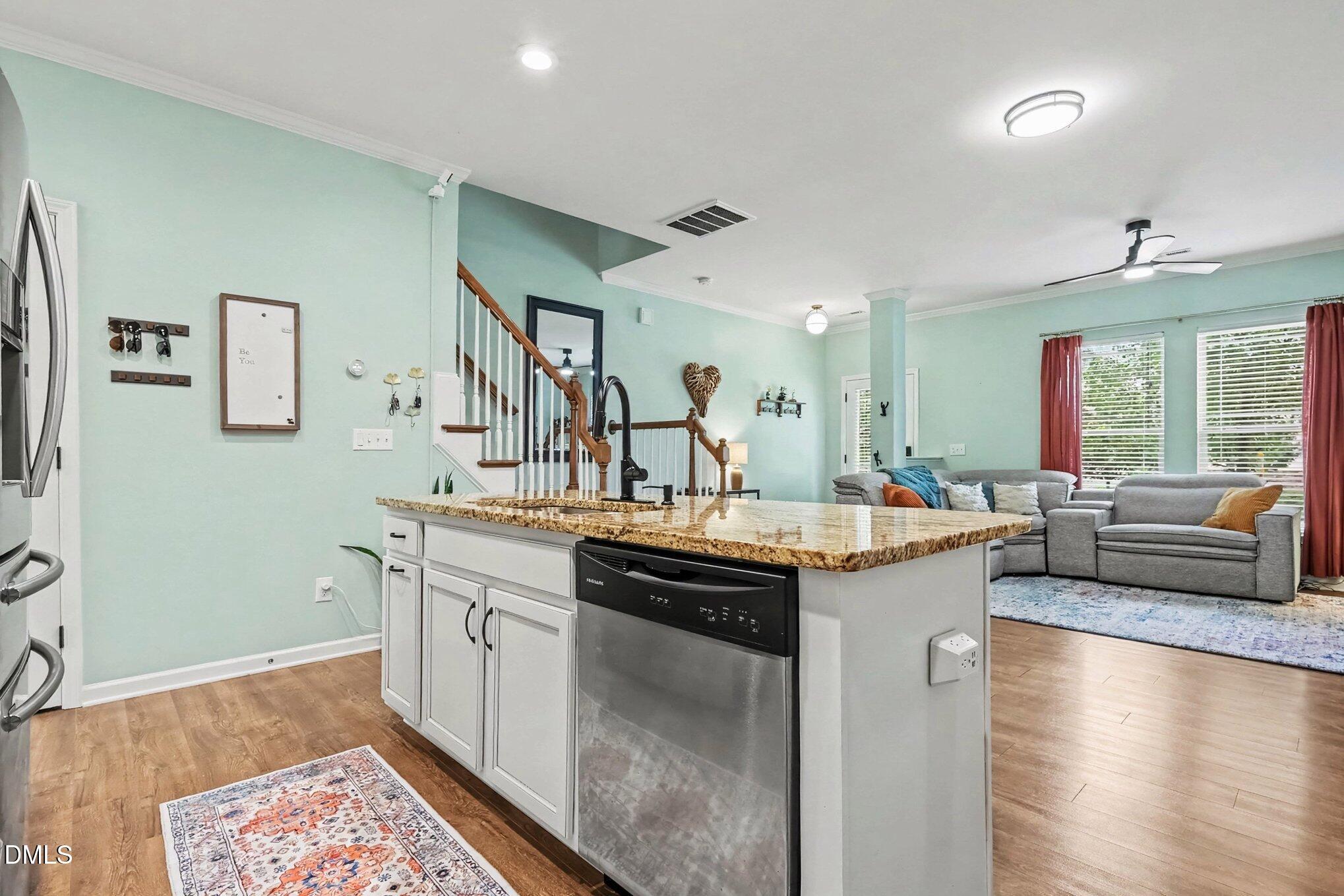 1006 Tranquil Creek Way Property Photo 9