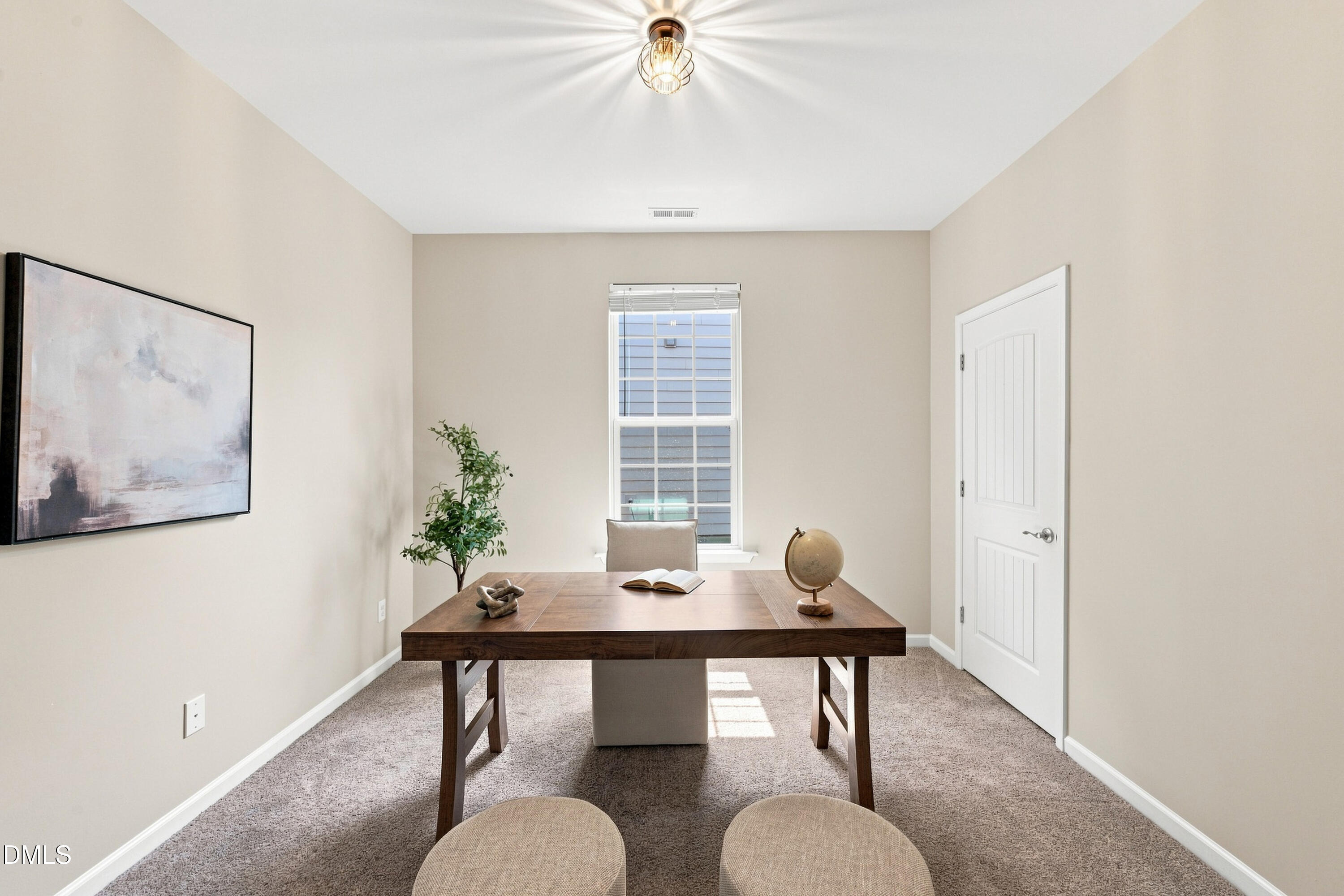 1219 Pulitzer Lane Property Photo 14