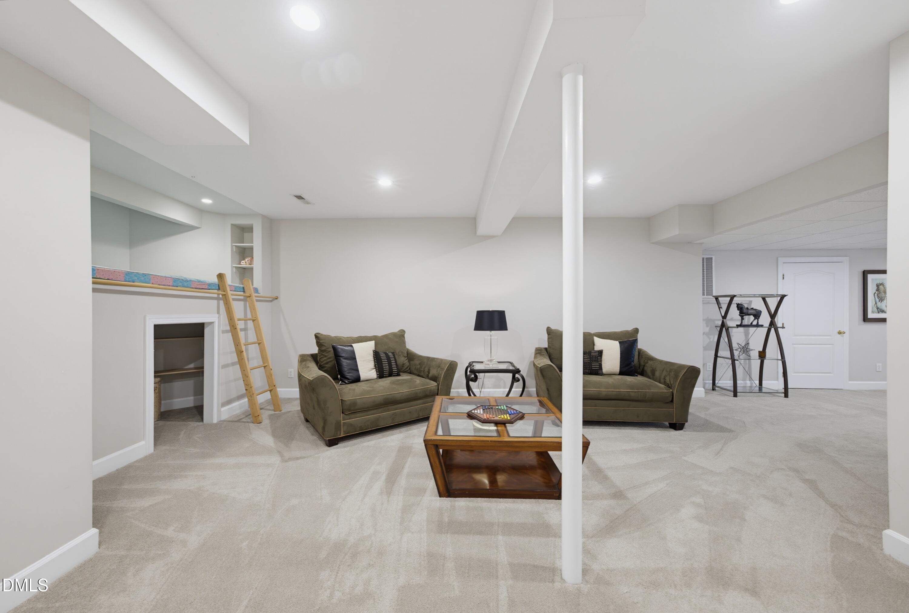4600 Scottland Drive Property Photo 34