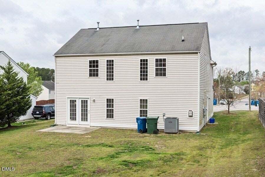 2101 Great Bend Drive Property Photo 4