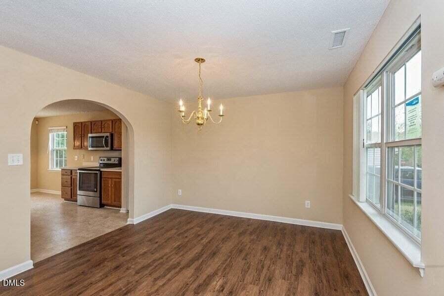 2101 Great Bend Drive Property Photo 5