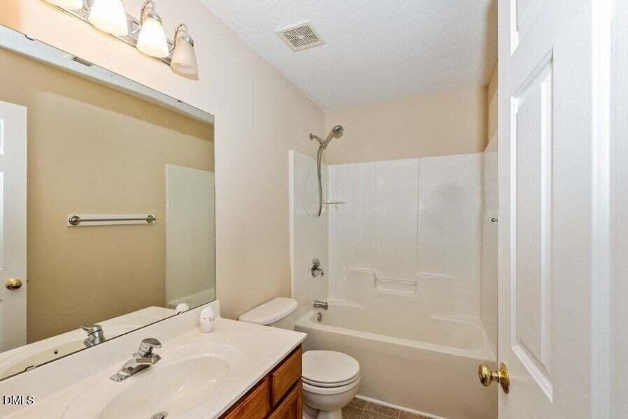 2101 Great Bend Drive Property Photo 18