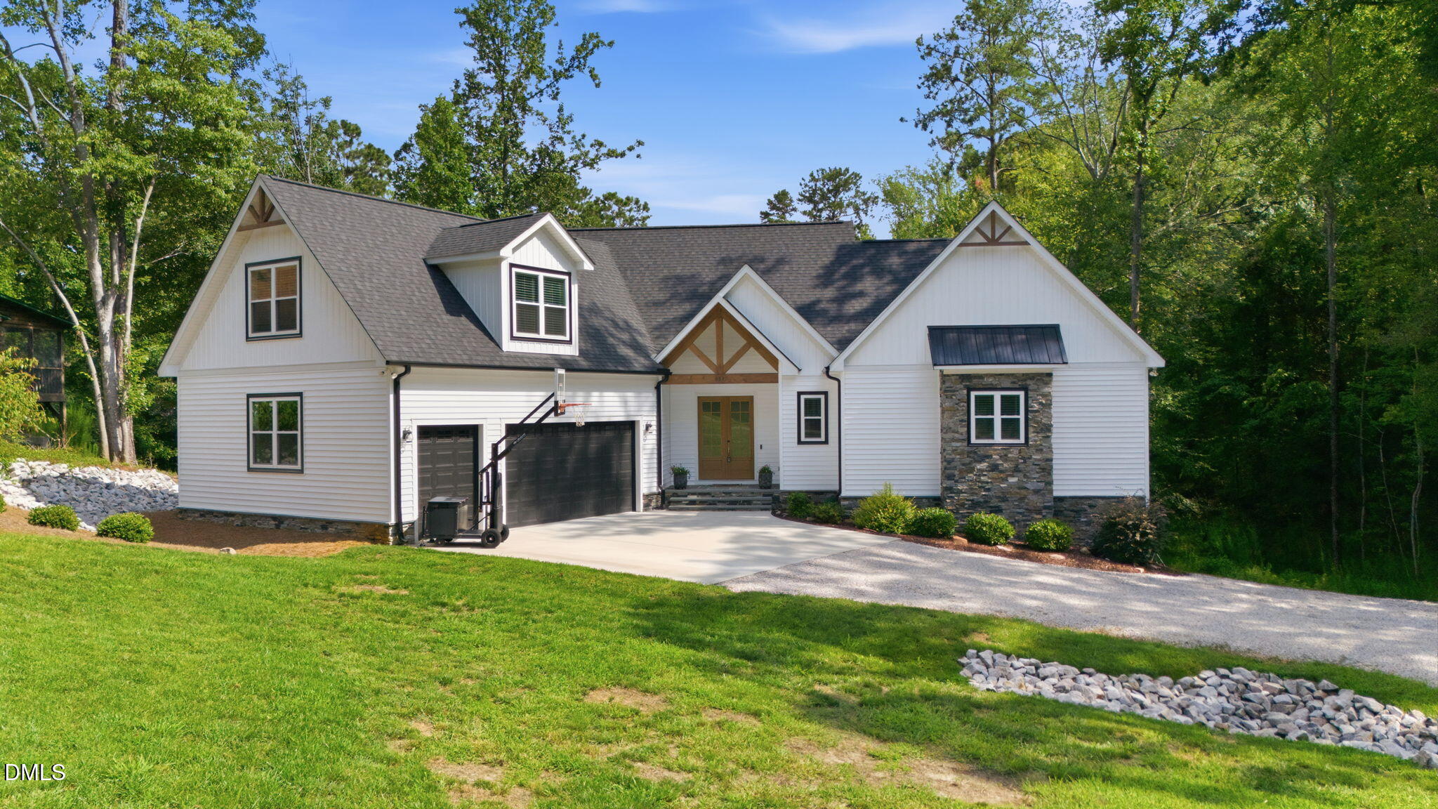 683 Sagamore Drive Property Photo 1